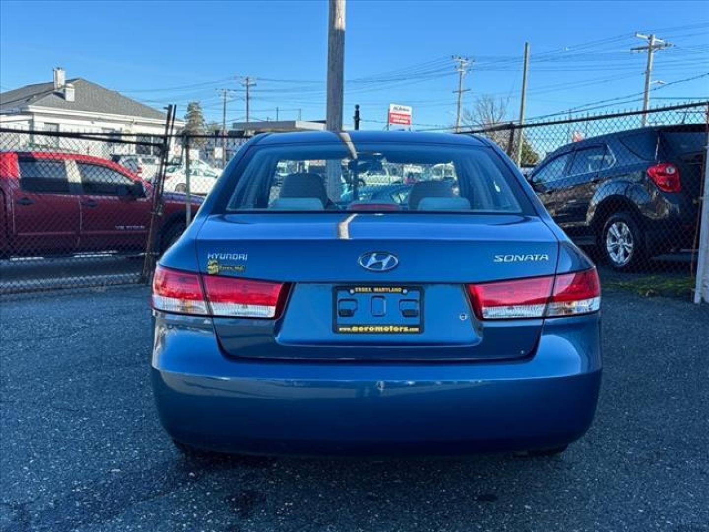 2006 Blue Hyundai SONATA GLS (5NPEU46C46H) with an 2.4L 4 Cylinder Fuel Injected engine, Automatic transmission, located at 50 Eastern Blvd., Essex, MD, 21221, (410) 686-3444, 39.304367, -76.484947 - Photo#3