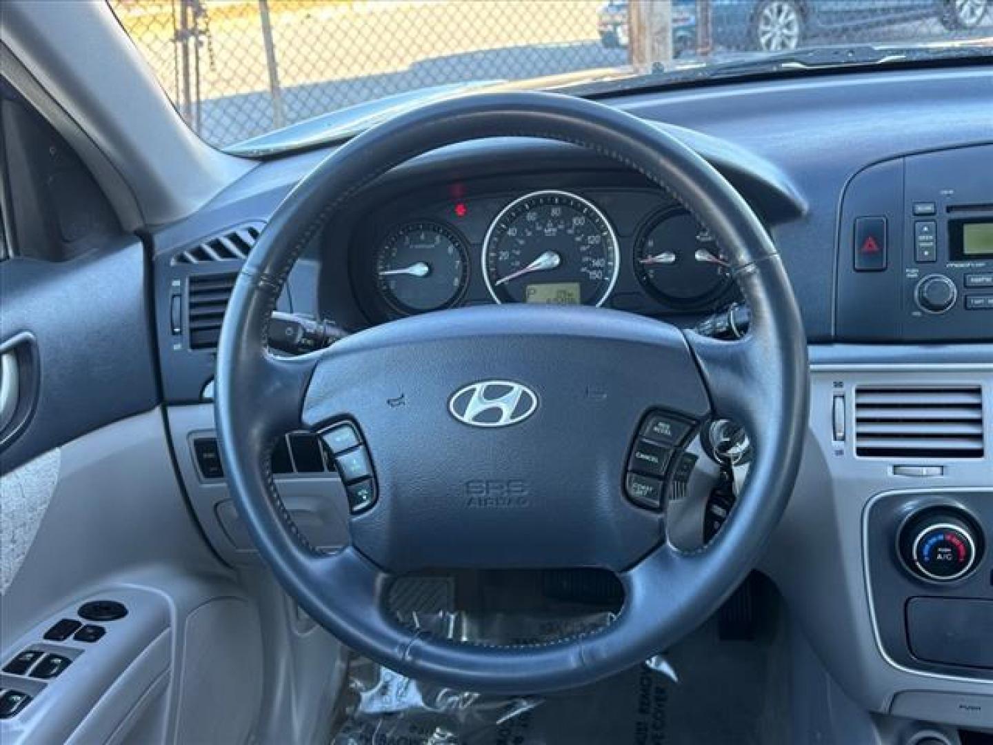 2006 Blue Hyundai SONATA GLS (5NPEU46C46H) with an 2.4L 4 Cylinder Fuel Injected engine, Automatic transmission, located at 50 Eastern Blvd., Essex, MD, 21221, (410) 686-3444, 39.304367, -76.484947 - Photo#12