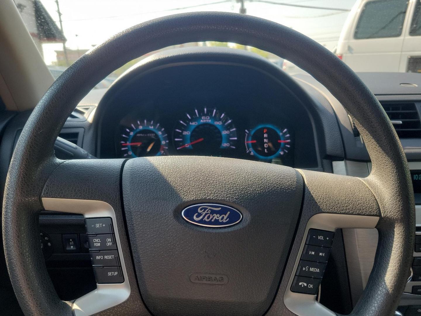 2012 GRAY Ford Fusion SE (3FAHP0HA9CR) with an 2.5L 16V I4 DURATEC ENGINE engine, located at 50 Eastern Blvd., Essex, MD, 21221, (410) 686-3444, 39.304367, -76.484947 - Elevate your driving experience with this 2012 Ford Fusion SE 4dr Sdn SE FWD in a classic gray exterior. Powered by a highly efficient 2.5L 16V I4 Duratec engine, this vehicle promises excellent performance and reliable durability. The Fusion delicately combines sporty dynamism and comfortable luxur - Photo#16