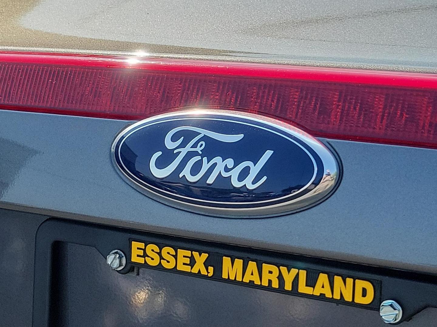 2012 GRAY Ford Fusion SE (3FAHP0HA9CR) with an 2.5L 16V I4 DURATEC ENGINE engine, located at 50 Eastern Blvd., Essex, MD, 21221, (410) 686-3444, 39.304367, -76.484947 - Elevate your driving experience with this 2012 Ford Fusion SE 4dr Sdn SE FWD in a classic gray exterior. Powered by a highly efficient 2.5L 16V I4 Duratec engine, this vehicle promises excellent performance and reliable durability. The Fusion delicately combines sporty dynamism and comfortable luxur - Photo#25