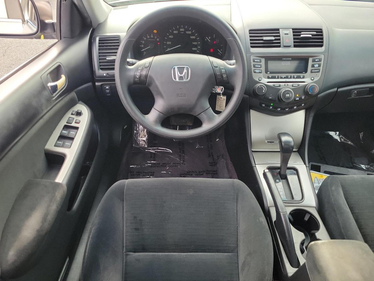 2006 Alabaster Silver Metallic - SI /Black - BK Honda Accord Sdn EX (1HGCM56766A) with an 2.4L DOHC MPFI 16-valve i-VTEC I4 engine engine, located at 50 Eastern Blvd., Essex, MD, 21221, (410) 686-3444, 39.304367, -76.484947 - Experience the synergy of comfort and reliability with this 2006 Honda Accord sedan. Dressed in a sleek silver exterior, this beauty exudes sophistication during every journey. While specific interior details are undefined, Honda is renowned for creating comfortable, highly-functional and user-frien - Photo#10