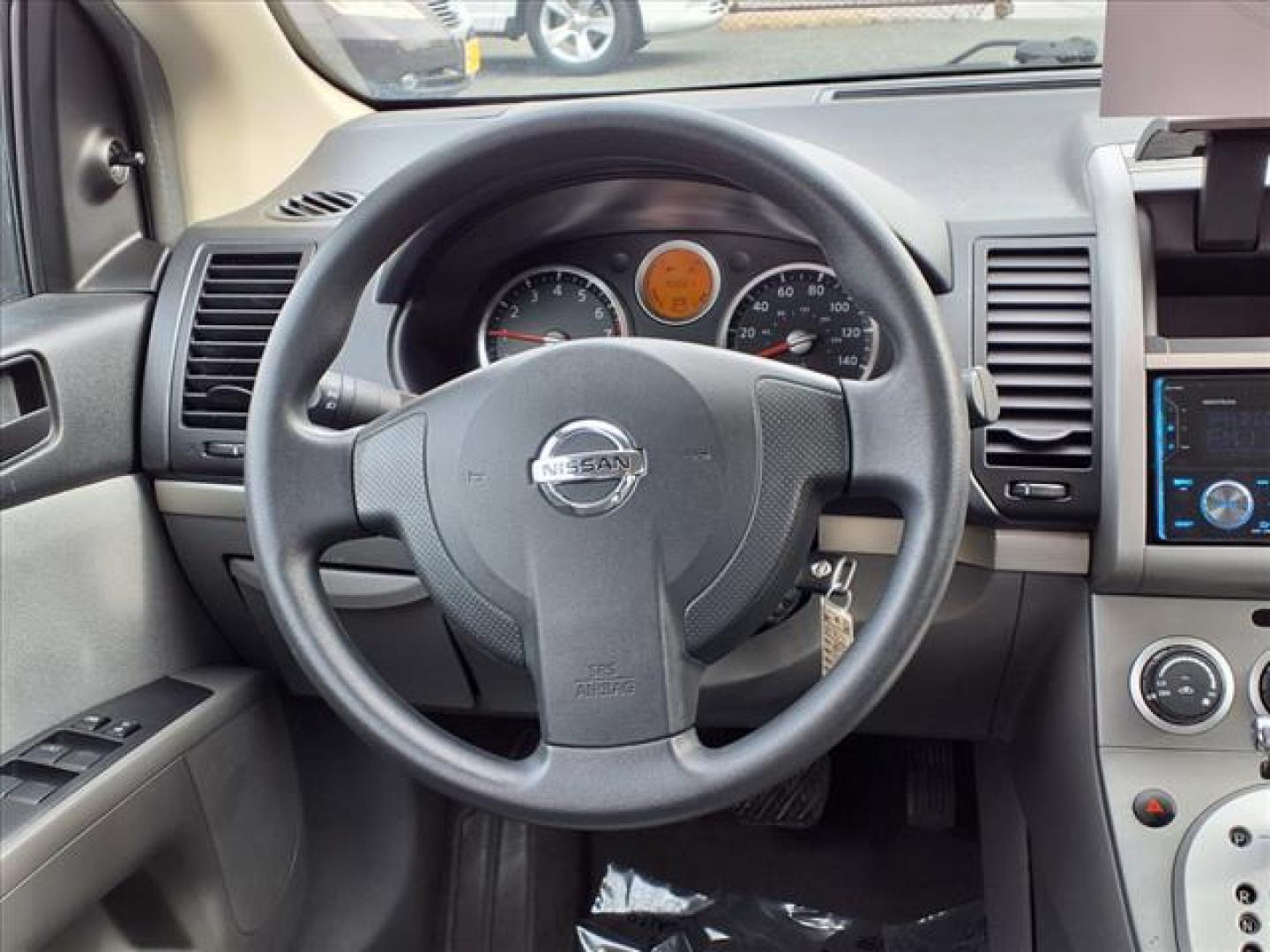 2007 Silver Nissan Sentra 2.0 (3N1AB61E77L) with an 2.0L 2.0L I4 140hp 147ft. lbs. Sequential-Port F.I. engine, CVT transmission, located at 50 Eastern Blvd., Essex, MD, 21221, (410) 686-3444, 39.304367, -76.484947 - Photo#12