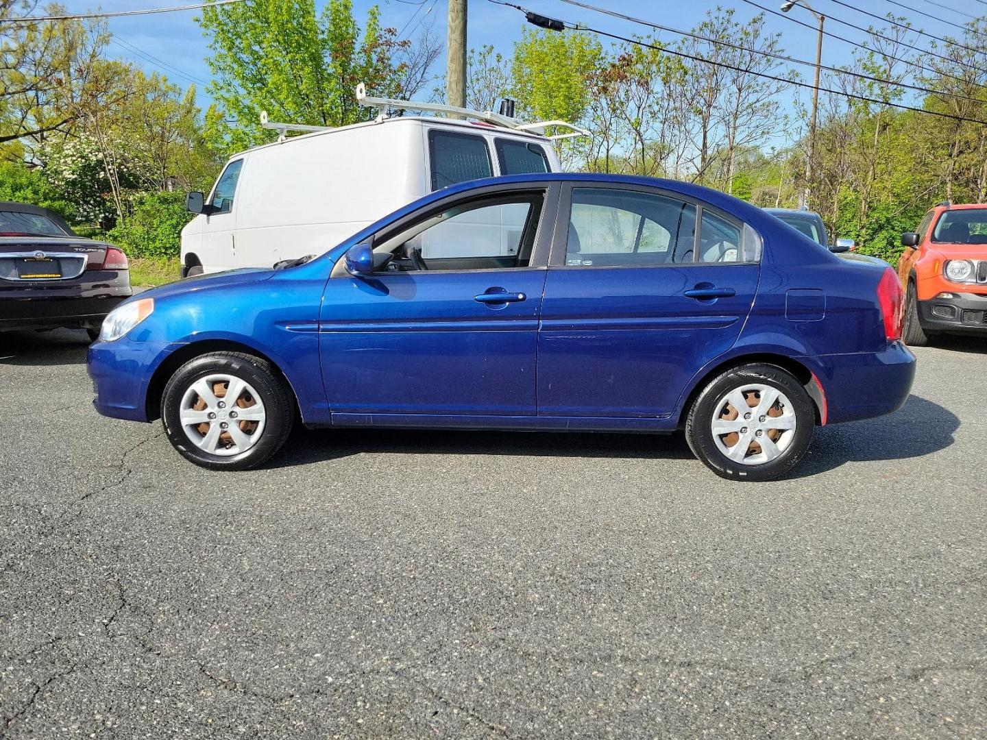 2011 Dark Sapphire Blue - 3E /Gray - FZ Hyundai Accent GLS (KMHCN4AC3BU) with an 1.6L DOHC MPI CVVT 16-valve I4 engine engine, located at 50 Eastern Blvd., Essex, MD, 21221, (410) 686-3444, 39.304367, -76.484947 - Step into sophistication and performance with our 2011 Hyundai Accent GLS 4dr Sedan Auto GLS. This top-tier ride is finished in an exquisite Dark Sapphire Blue - 3E exterior that is sure to turn heads. Slide into the comfortable Gray - FZ interior, where every detail has been designed with the drive - Photo#6