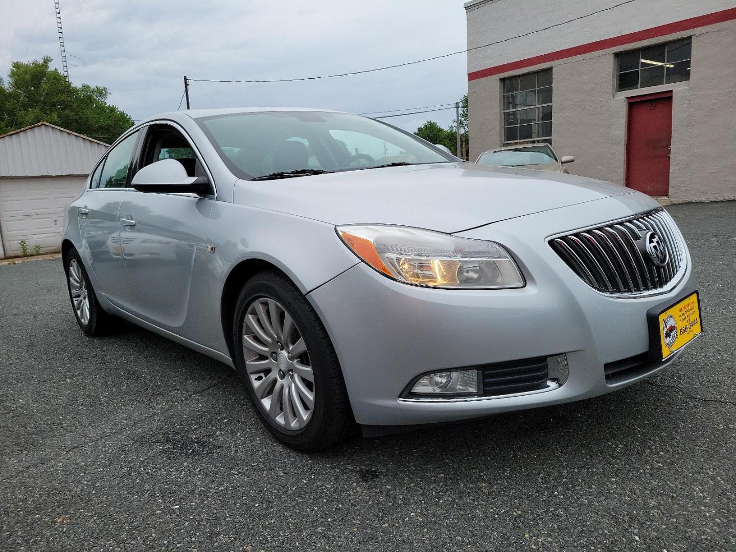 2011 Quicksilver Metallic - GAN /Ebony - AFA Buick Regal CXL RL4 (W04GS5EC2B1) with an ENGINE, 2.4L ECOTEC DOHC, 4-CYLINDER SIDI (SPARK IGNITION DIRECT INJECTION) WITH VVT (VARIABLE VALVE TIMING) engine, located at 50 Eastern Blvd., Essex, MD, 21221, (410) 686-3444, 39.304367, -76.484947 - Drive in style and comfort with this 2011 Buick Regal CXL RL4 sedan, an exemplar of automotive prestige and innovation. Limited in availability, this gem features a robust 2.4L ECOTEC DOHC, 4-cylinder SIDI engine complete with Spark Ignition Direct Injection and Variable Valve Timing for seamless po - Photo#2