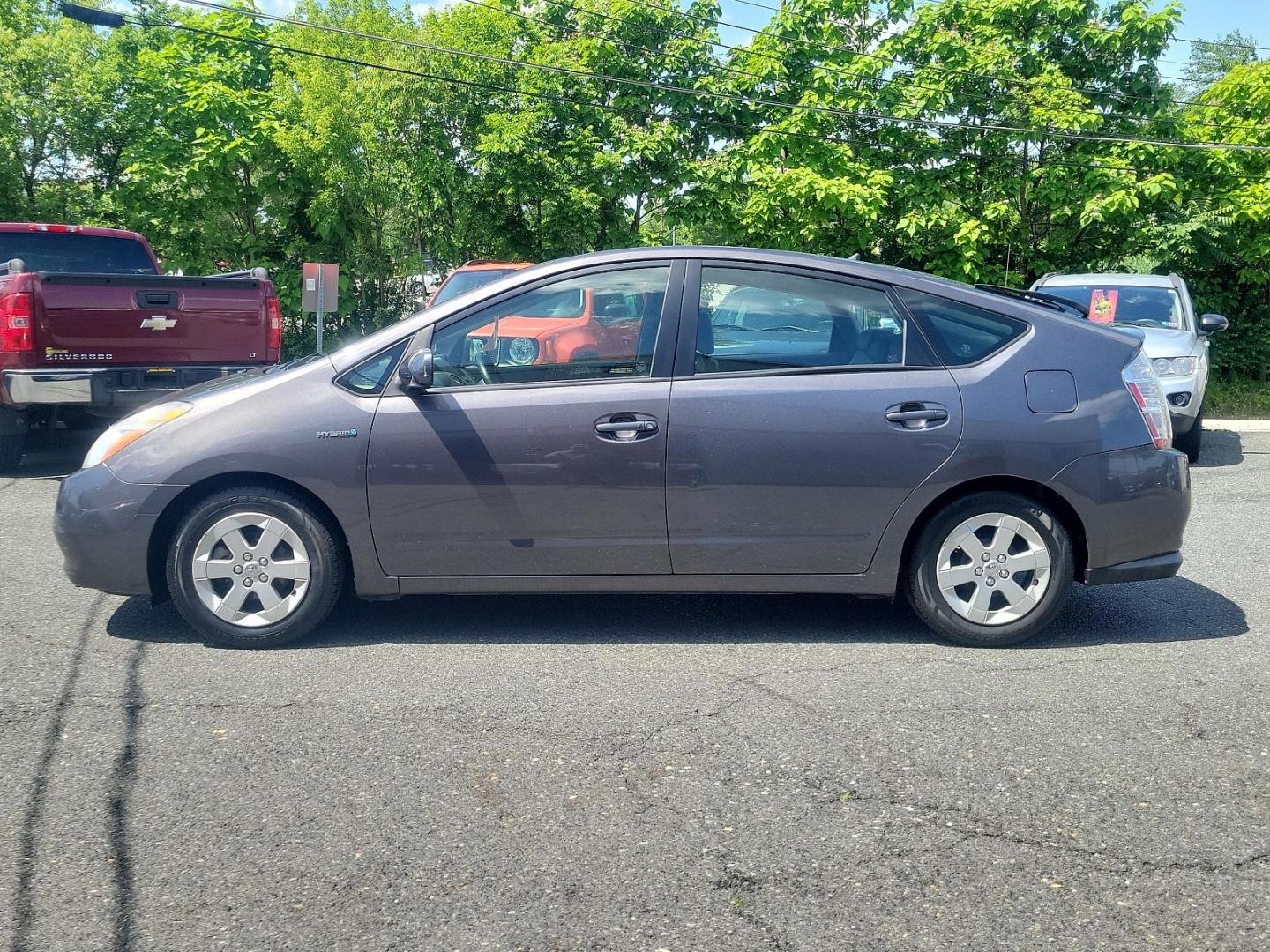 2008 Magnetic Gray Metallic - 1G3 /Dark Gray - 11 Toyota Prius Base (JTDKB20U683) with an 1.5L DOHC EFI VVT-i 16-valve 4-cyl engine engine, located at 50 Eastern Blvd., Essex, MD, 21221, (410) 686-3444, 39.304367, -76.484947 - Featuring a 1.5L DOHC EFI VVT-i 16-valve 4-cylinder engine, this 2008 Toyota Prius Base 5dr hb base (natl) promises high performance and reliability. Adorned in a Magnetic Gray Metallic - 1G3 exterior, this vehicle exudes sophistication and style. The interior boasts a sleek Dark Gray - 11 theme tha - Photo#6