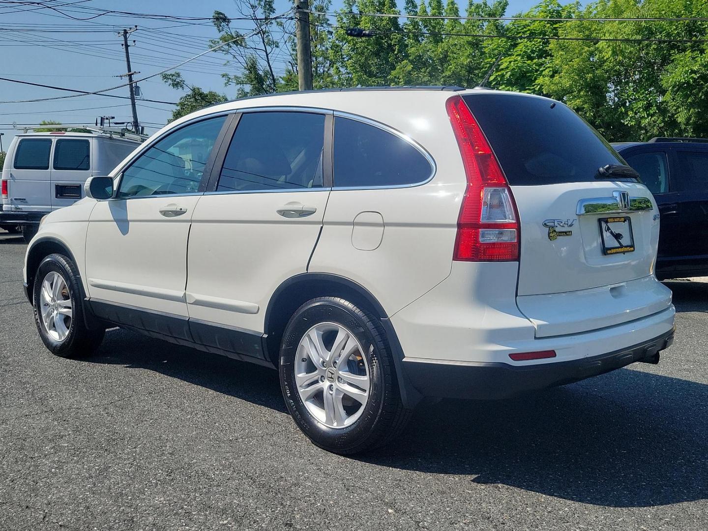 2011 Taffeta White - WH /Gray - GR Honda CR-V EX-L (5J6RE4H71BL) with an 2.4L DOHC MPFI 16-valve i-VTEC I4 engine engine, located at 50 Eastern Blvd., Essex, MD, 21221, (410) 686-3444, 39.304367, -76.484947 - Photo#5