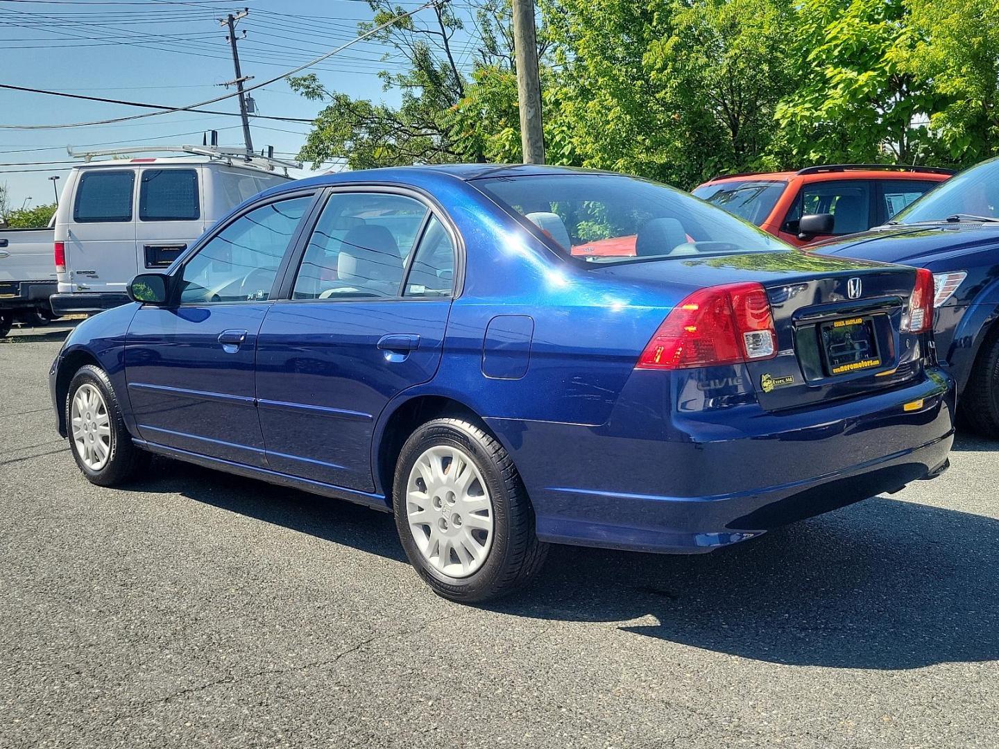 2004 Blue Pearl - BL /Gray - GR Honda Civic LX (2HGES16524H) with an 1.7L SOHC MPFI 16-valve I4 engine engine, located at 50 Eastern Blvd., Essex, MD, 21221, (410) 686-3444, 39.304367, -76.484947 - Photo#5