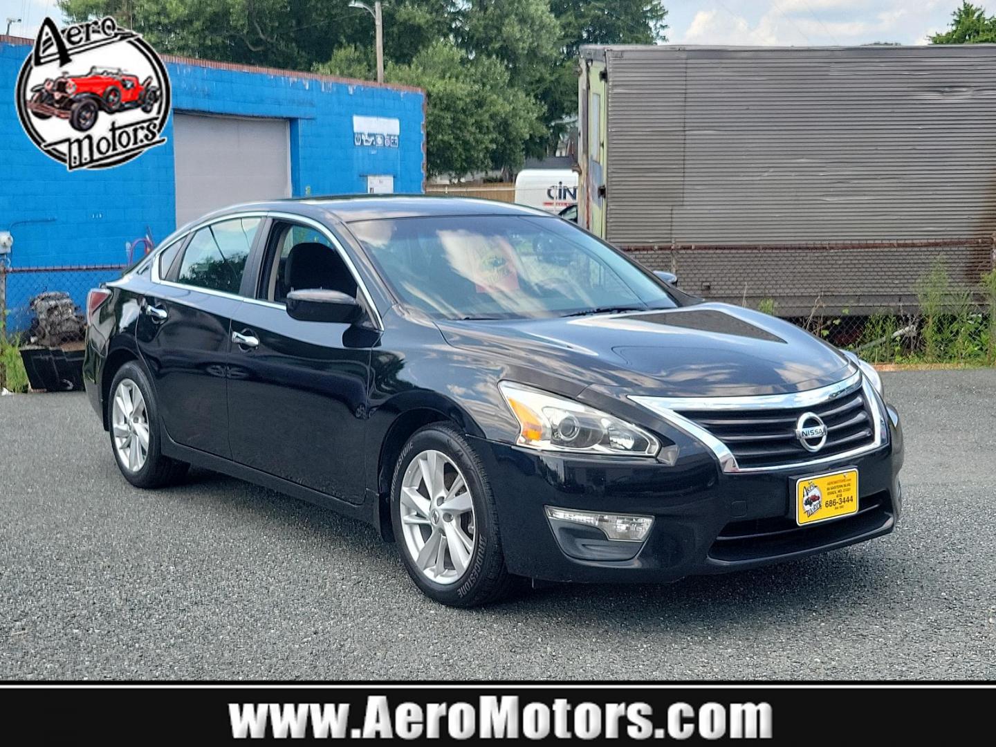 2014 Super Black - KH3 /Charcoal - G Nissan Altima 2.5 SV (1N4AL3AP9EC) with an Engine: 2.5L DOHC 16-Valve I-4 engine, located at 50 Eastern Blvd., Essex, MD, 21221, (410) 686-3444, 39.304367, -76.484947 - Step into the realm of reliability and efficiency with this splendid 2014 Nissan Altima 2.5 SV. This four-door sedan houses a 2.5L DOHC 16-Valve I-4 engine under its hood, promising standout performance and fuel efficiency. Painted in a striking super black exterior, the transeasonal hue exhibits a - Photo#0