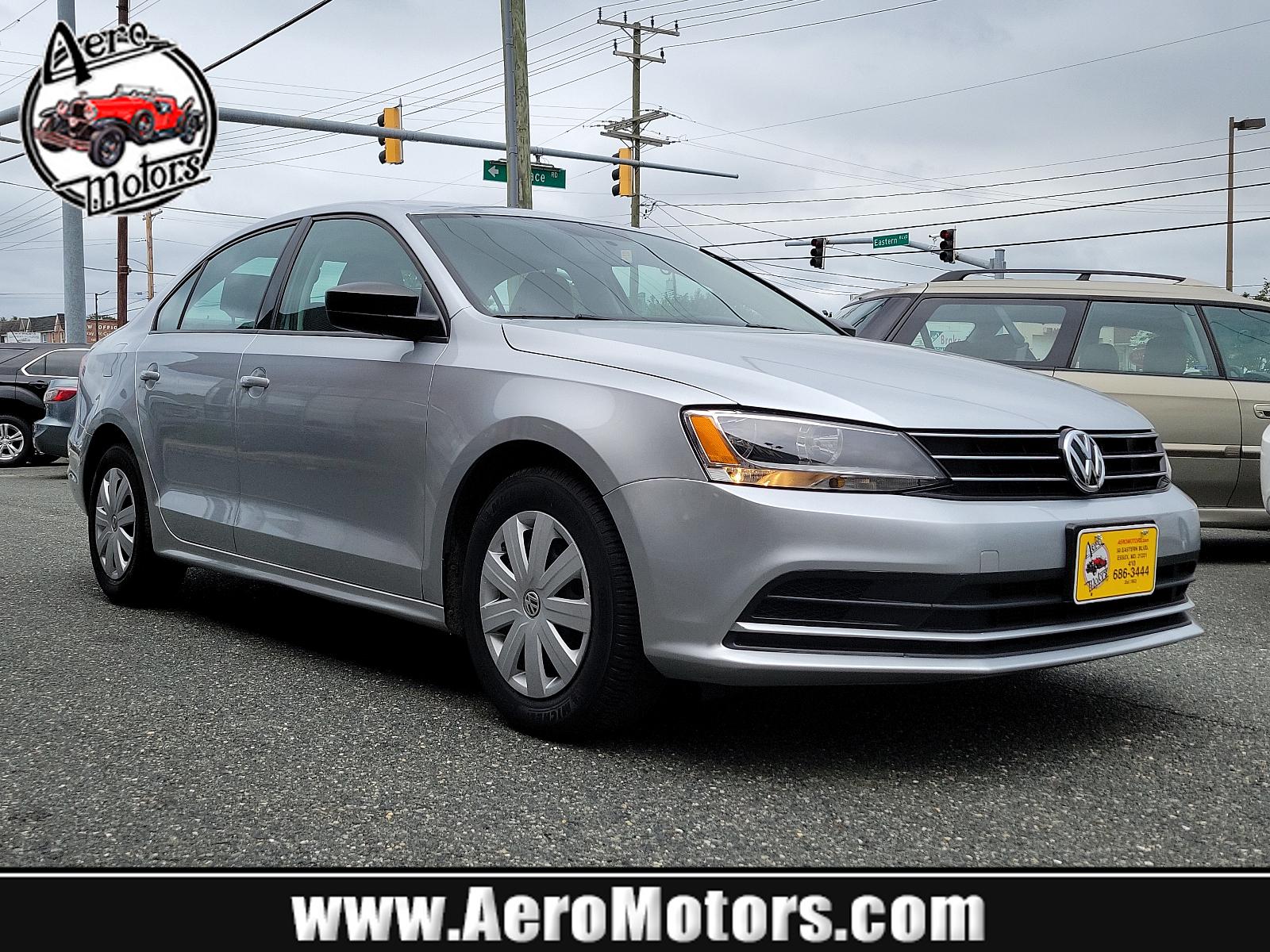 photo of 2015 Volkswagen Jetta Sedan