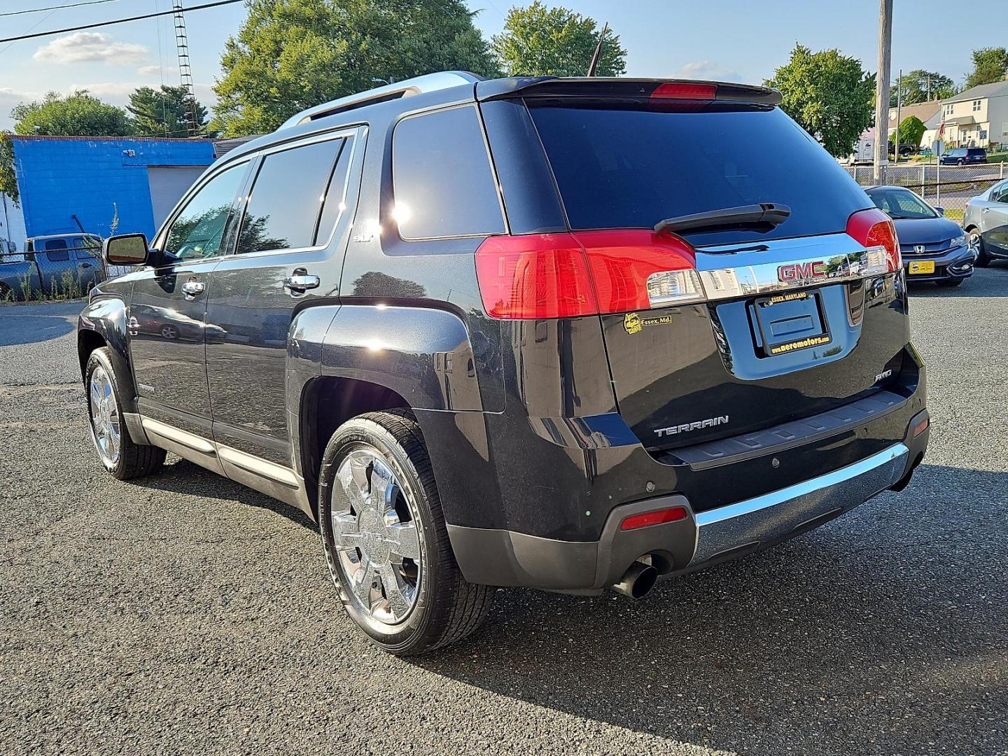 2010 Carbon Black Metallic - GAR /Jet Black - AFE GMC Terrain SLT-2 (2CTFLJEY6A6) with an ENGINE, 3.0L V6 SIDI (SPARK IGNITION DIRECT INJECTION) engine, located at 50 Eastern Blvd., Essex, MD, 21221, (410) 686-3444, 39.304367, -76.484947 - Immerse yourself in the ultimate driving experience with this 2010 GMC Terrain SLT-2. Exhibiting a sleek Carbon Black Metallic exterior complemented by a sophisticated Jet Black interior, this all-wheel drive is not only a feast for the eyes but also a beast on the road. The robust 3.0L V6 SIDI (Spa - Photo#5