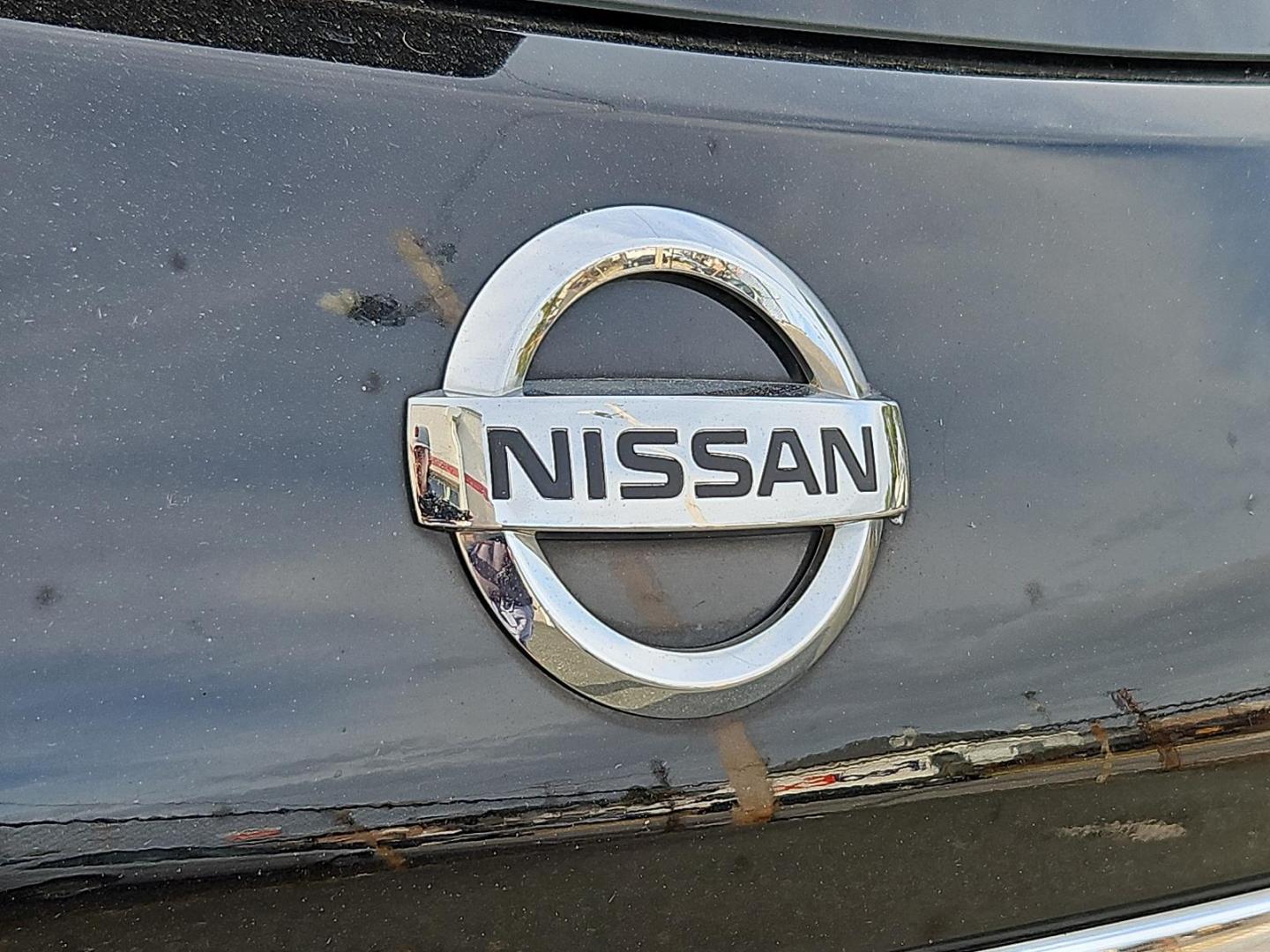 2012 Super Black - KH3 /Black - G Nissan Rogue S (JN8AS5MT0CW) with an 2.5L DOHC SMPI 16-valve I4 engine engine, located at 50 Eastern Blvd., Essex, MD, 21221, (410) 686-3444, 39.304367, -76.484947 - Presenting a superb 2012 Nissan Rogue S fwd 4dr s, beautifully finished in classic Super Black exterior matched with an elegant black interior. This dynamic SUV pulses with strength, driven by a 2.5l dohc smpi 16-valve i4 engine that masterfully balances power and fuel efficiency. The performance is - Photo#25