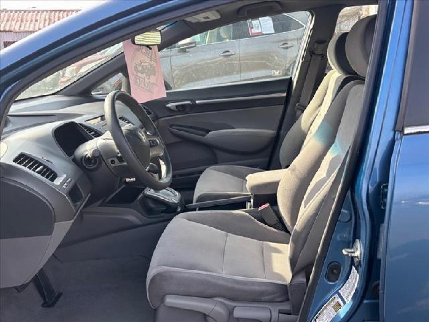 2006 Blue Honda Civic (1HGFA16856L) with an 1.8L 4 Cylinder Fuel Injected engine, Automatic transmission, located at 50 Eastern Blvd., Essex, MD, 21221, (410) 686-3444, 39.304367, -76.484947 - Photo#9