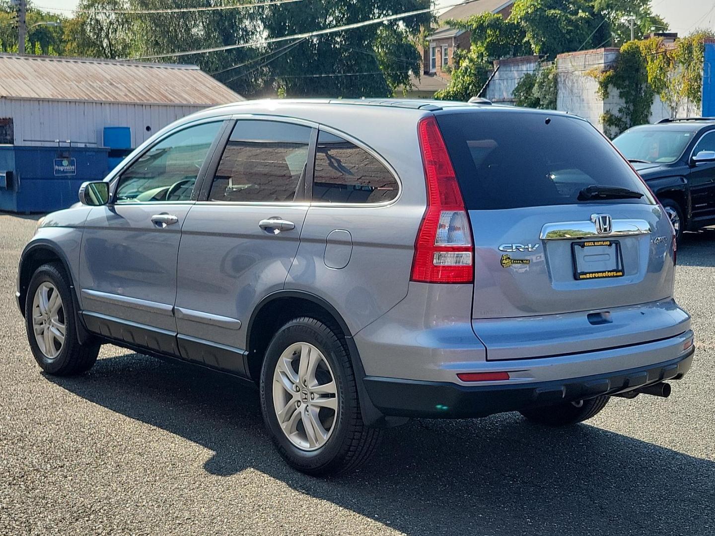 2010 Glacier Blue Metallic - BL /Gray - GR Honda CR-V EX-L (5J6RE4H79AL) with an 2.4L DOHC MPFI 16-valve i-VTEC I4 engine engine, located at 50 Eastern Blvd., Essex, MD, 21221, (410) 686-3444, 39.304367, -76.484947 - Presenting a stunning 2010 Honda CR-V EX-L 4WD for sale. This meticulously maintained SUV effortlessly combines superior driving performance with unmatched comfort. Housed under the tastefully designed glacier blue metallic exterior is a powerful 2.4L DOHC MPFI 16-valve i-VTEC i4 engine, known for i - Photo#3