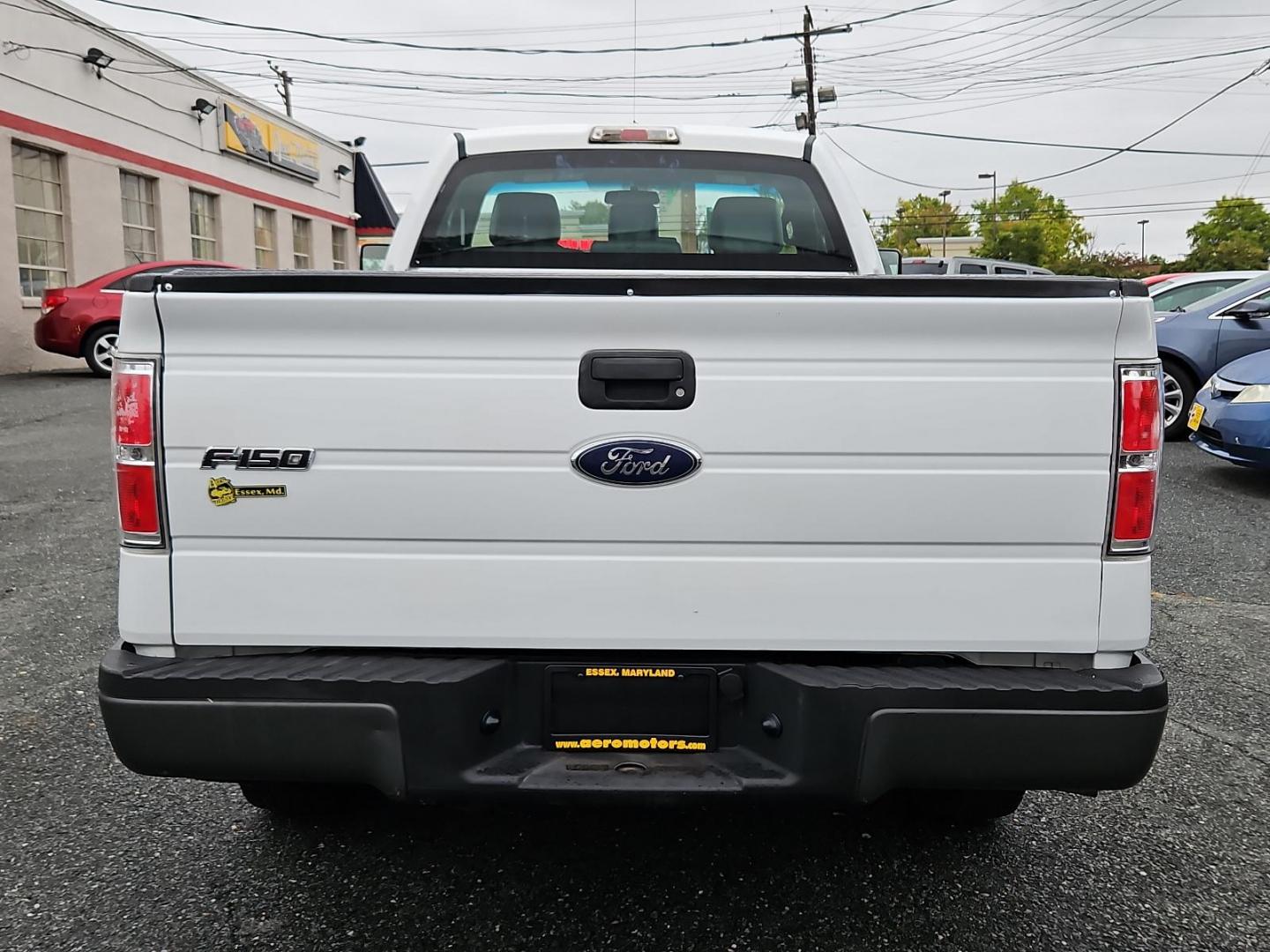 2013 Oxford White - YZ /Steel Gray - CS Ford F-150 XL (1FTMF1CM1DK) with an 3.7L V6 FFV ENGINE engine, located at 50 Eastern Blvd., Essex, MD, 21221, (410) 686-3444, 39.304367, -76.484947 - Presenting the robust 2013 Ford F-150 XL 2WD Regular Cab in a majestic Oxford White - YZ exterior finish. Its spacious and comfortable interior is adorned in a classy steel gray - CS shade, guaranteeing a stylish journey every time. At the heart of this reliable pickup truck is its 3.7L V6 FFV engin - Photo#4