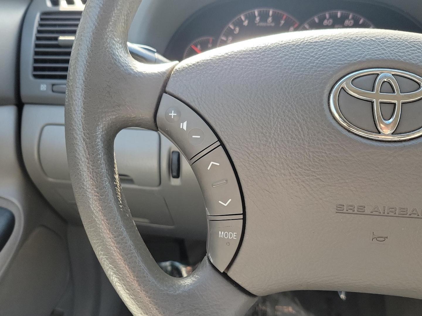 2006 Phantom Gray Pearl - 1E3 /Stone - 95 Toyota Camry LE (4T1BE32K86U) with an 2.4L DOHC SEFI 16-valve 4-cyl engine w/VVT-i engine, located at 50 Eastern Blvd., Essex, MD, 21221, (410) 686-3444, 39.304367, -76.484947 - Experience the perfect blend of efficiency and reliability with this 2006 Toyota Camry LE. Cloaked in a sleek Phantom Gray Pearl exterior, this sedan offers a spacious interior dressed in Stone - 95 hues, exuding style and comfort simultaneously. Under the hood, a hardy 2.4L DOHC SEFI 16-valve 4-Cyl - Photo#17