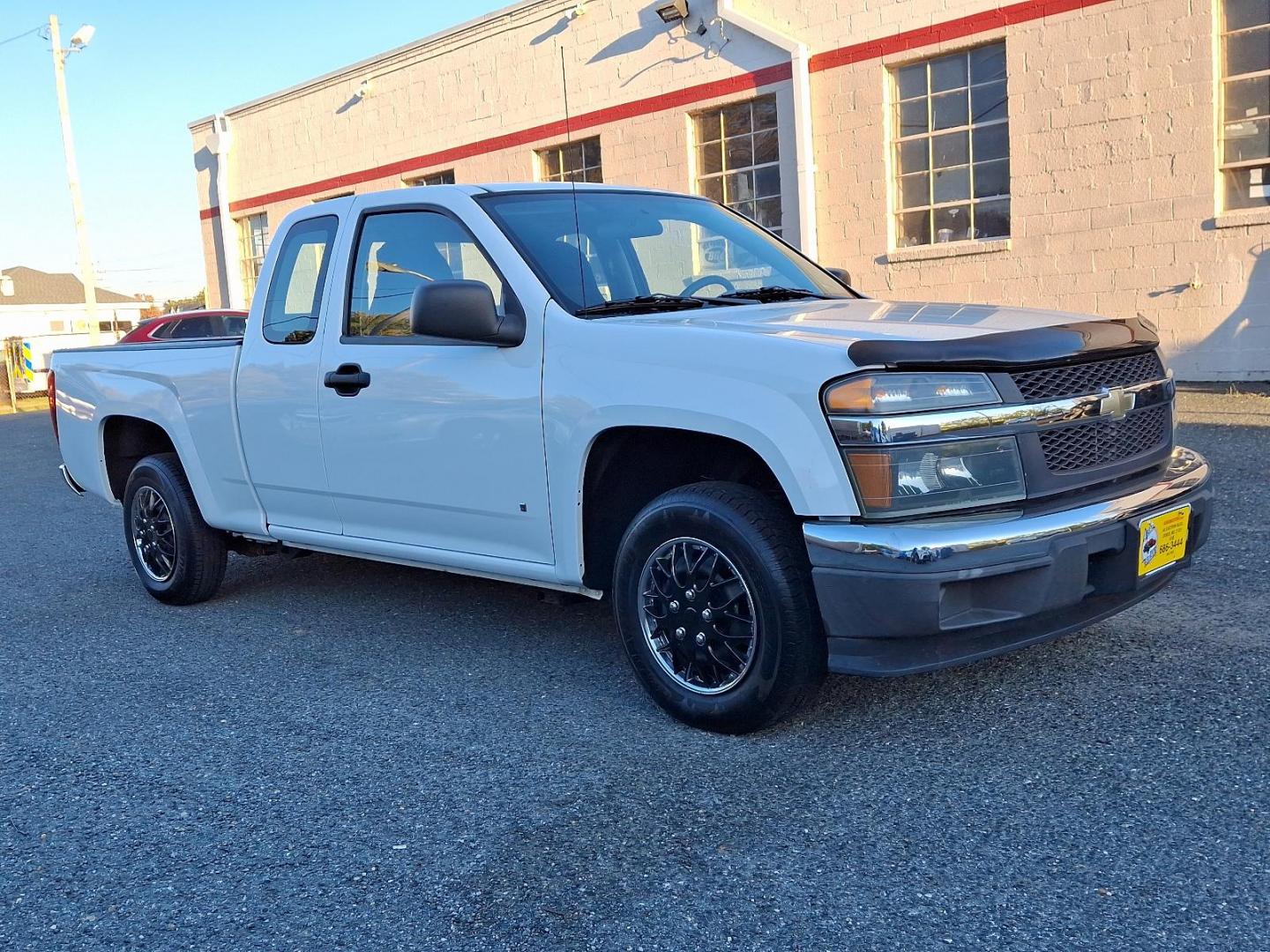 2006 Summit White - 50U /Light Cashmere - 31 Chevrolet Colorado Work Truck (1GCCS196468) with an ENGINE, 3.5L DOHC, 5-CYLINDER, MFI engine, located at 50 Eastern Blvd., Essex, MD, 21221, (410) 686-3444, 39.304367, -76.484947 - Experience the power and reliability of this 2006 Chevrolet Colorado Work Truck! Featuring a robust 3.5L DOHC, 5-cylinder, MFI Engine, this sturdy work truck is built to succeed in any task with ease. Designed for those who need a dependable utility vehicle, this extended cab truck with 125.9" wheel - Photo#2