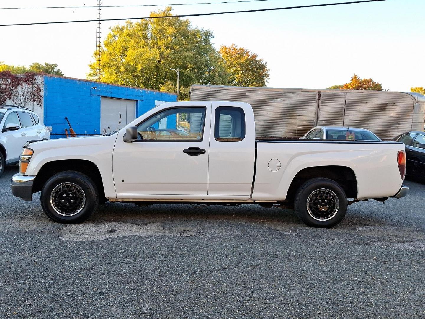 2006 Summit White - 50U /Light Cashmere - 31 Chevrolet Colorado Work Truck (1GCCS196468) with an ENGINE, 3.5L DOHC, 5-CYLINDER, MFI engine, located at 50 Eastern Blvd., Essex, MD, 21221, (410) 686-3444, 39.304367, -76.484947 - Experience the power and reliability of this 2006 Chevrolet Colorado Work Truck! Featuring a robust 3.5L DOHC, 5-cylinder, MFI Engine, this sturdy work truck is built to succeed in any task with ease. Designed for those who need a dependable utility vehicle, this extended cab truck with 125.9" wheel - Photo#6