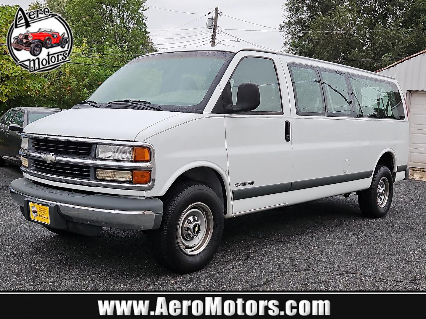 1999 Summit White - 50U /Medium Gray - 92 Chevrolet Express Van (1GAHG39R0X1) with an HD 5.7L (350) SFI V8 VORTEC ENGINE engine, located at 50 Eastern Blvd., Essex, MD, 21221, (410) 686-3444, 39.304367, -76.484947 - Meet the 1999 Chevrolet Express Van 3500, an absolute classic exuding supreme charm. It sports a sleek Summit White - 50U exterior trimmed with a stylish Medium Gray - 92 interior, a timeless color scheme that promises a striking road presence. Nestled under the hood is a robust HD 5.7L (350) SFI V8 - Photo#0