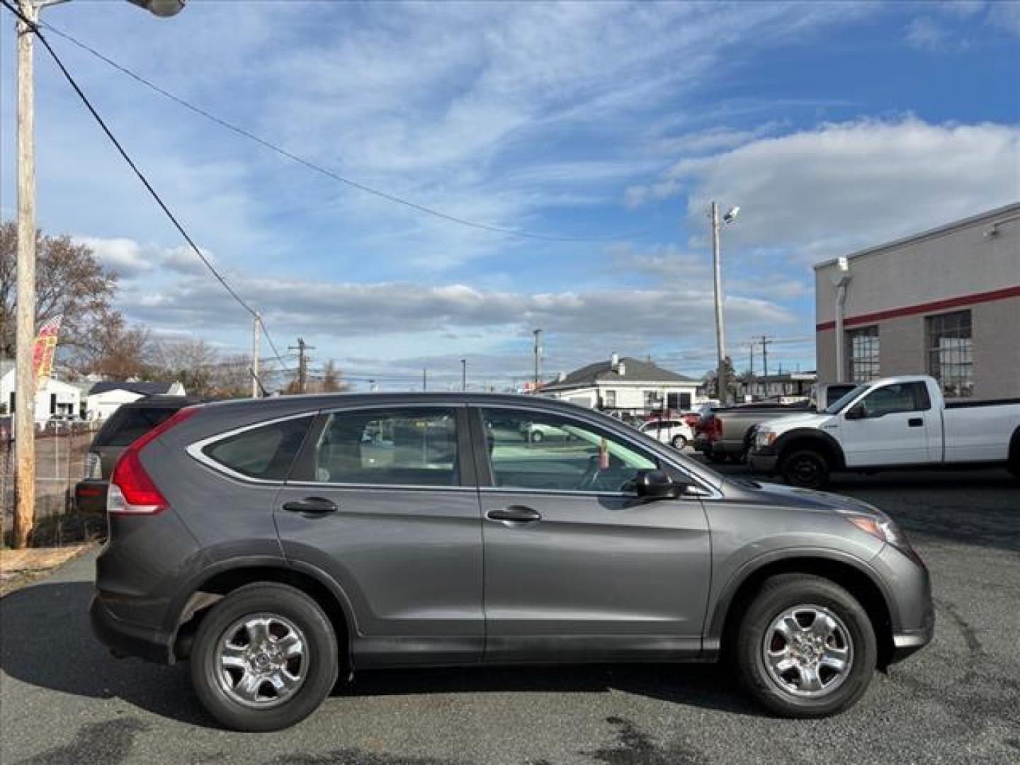 2014 Gray Honda CR-V LX (2HKRM4H34EH) with an 2.4L 4 Cylinder Sequential-Port F.I. engine, Automatic transmission, located at 50 Eastern Blvd., Essex, MD, 21221, (410) 686-3444, 39.304367, -76.484947 - Photo#6