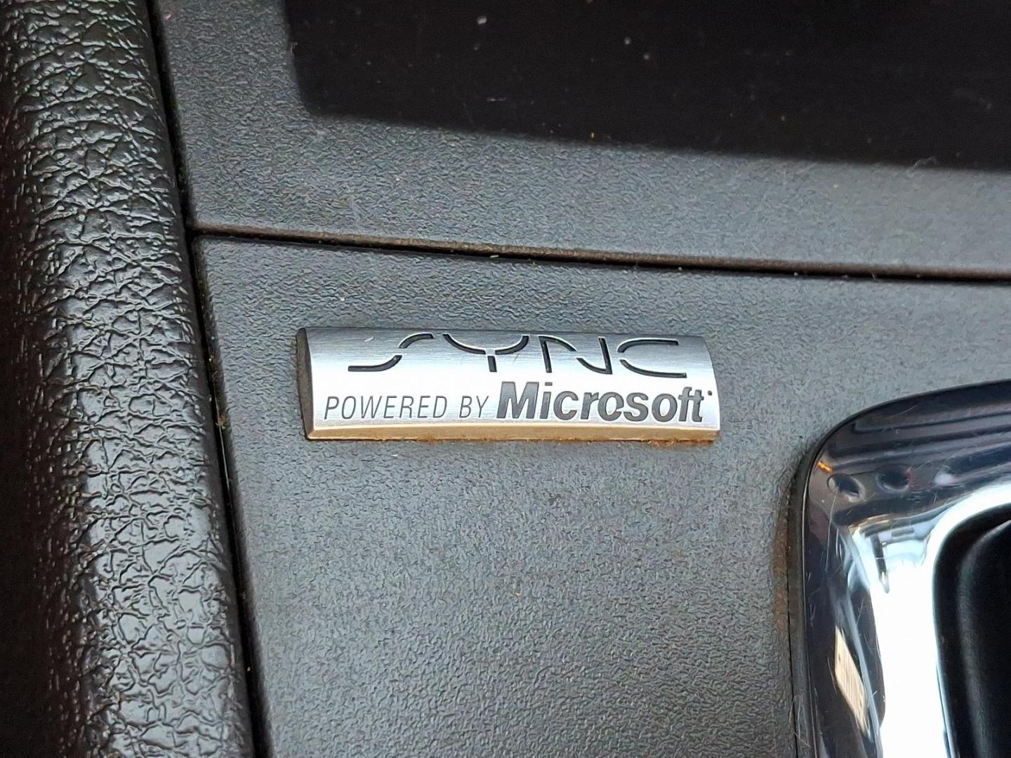 2009 Black Mercury Milan I-4 (3MEHM07Z39R) with an 2.3L 4 Cylinder Sequential-Port F.I. engine, Automatic transmission, located at 50 Eastern Blvd., Essex, MD, 21221, (410) 686-3444, 39.304367, -76.484947 - Photo#25