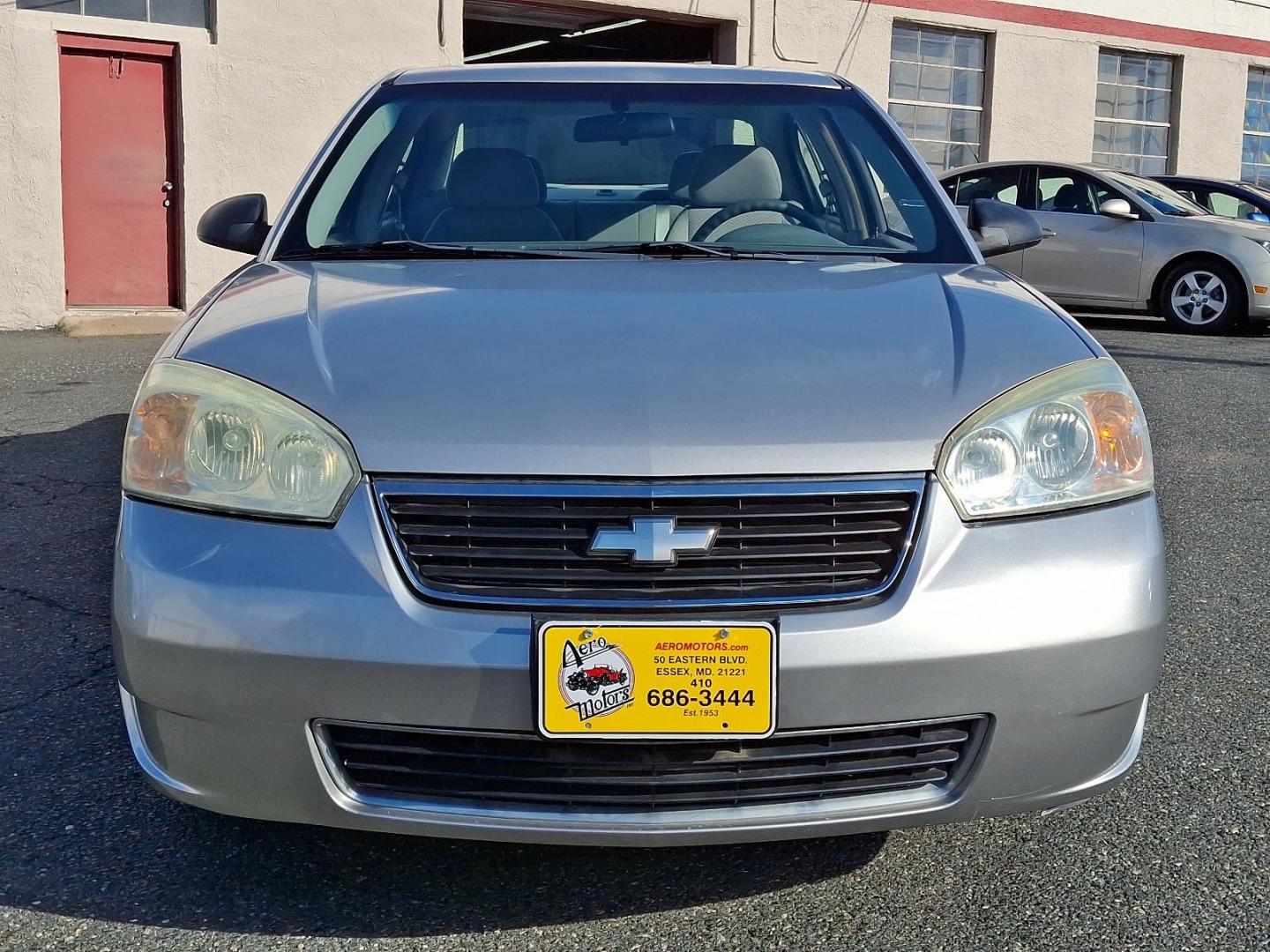 2006 Silverstone Metallic - 67U /Titanium - 83 Chevrolet Malibu LS w/1LS (1G1ZS51F36F) with an ENGINE, ECOTEC 2.2L DOHC, 16-VALVE, 4-CYLINDER, MFI engine, located at 50 Eastern Blvd., Essex, MD, 21221, (410) 686-3444, 39.304367, -76.484947 - Step into comfort and reliability with this 2006 Chevrolet Malibu LS w/1LS 4dr Sdn LS w/1LS. This sedan, dressed in an elegant Silverstone Metallic exterior, exudes sophistication and strength on the road. Inside, the car is styled with a high-quality Titanium interior, ensuring an expression of cla - Photo#1