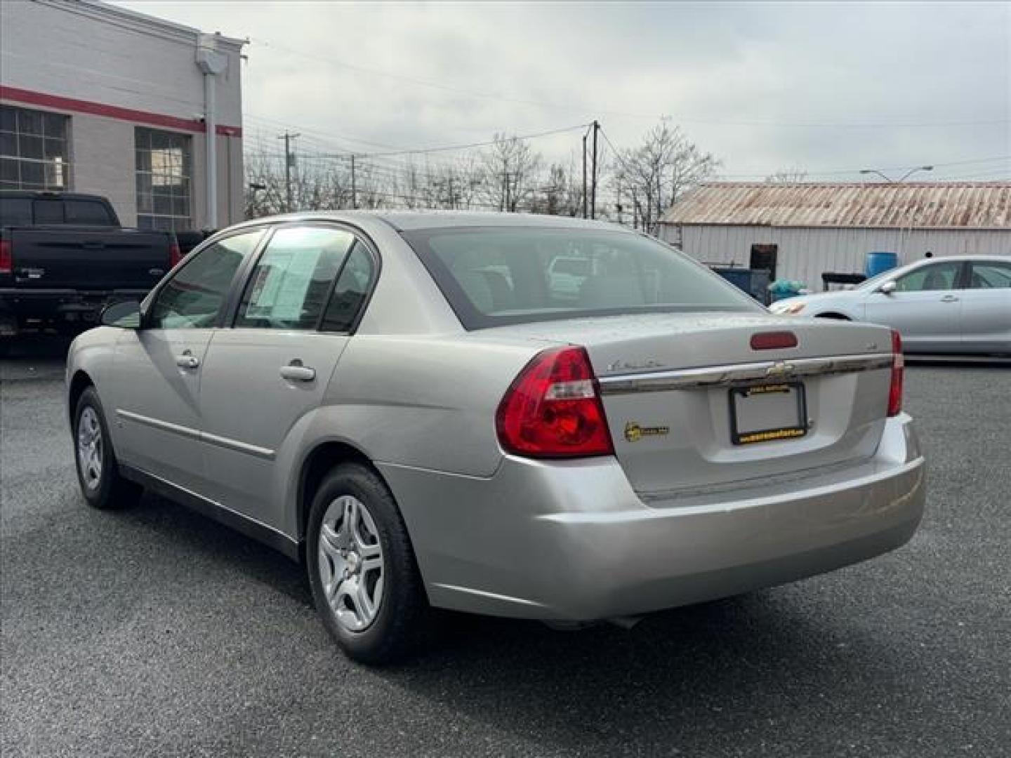 2006 Silver Chevrolet Malibu LS (1G1ZS51F36F) with an 2.2L 4 Cylinder Fuel Injected engine, Automatic transmission, located at 50 Eastern Blvd., Essex, MD, 21221, (410) 686-3444, 39.304367, -76.484947 - Photo#2