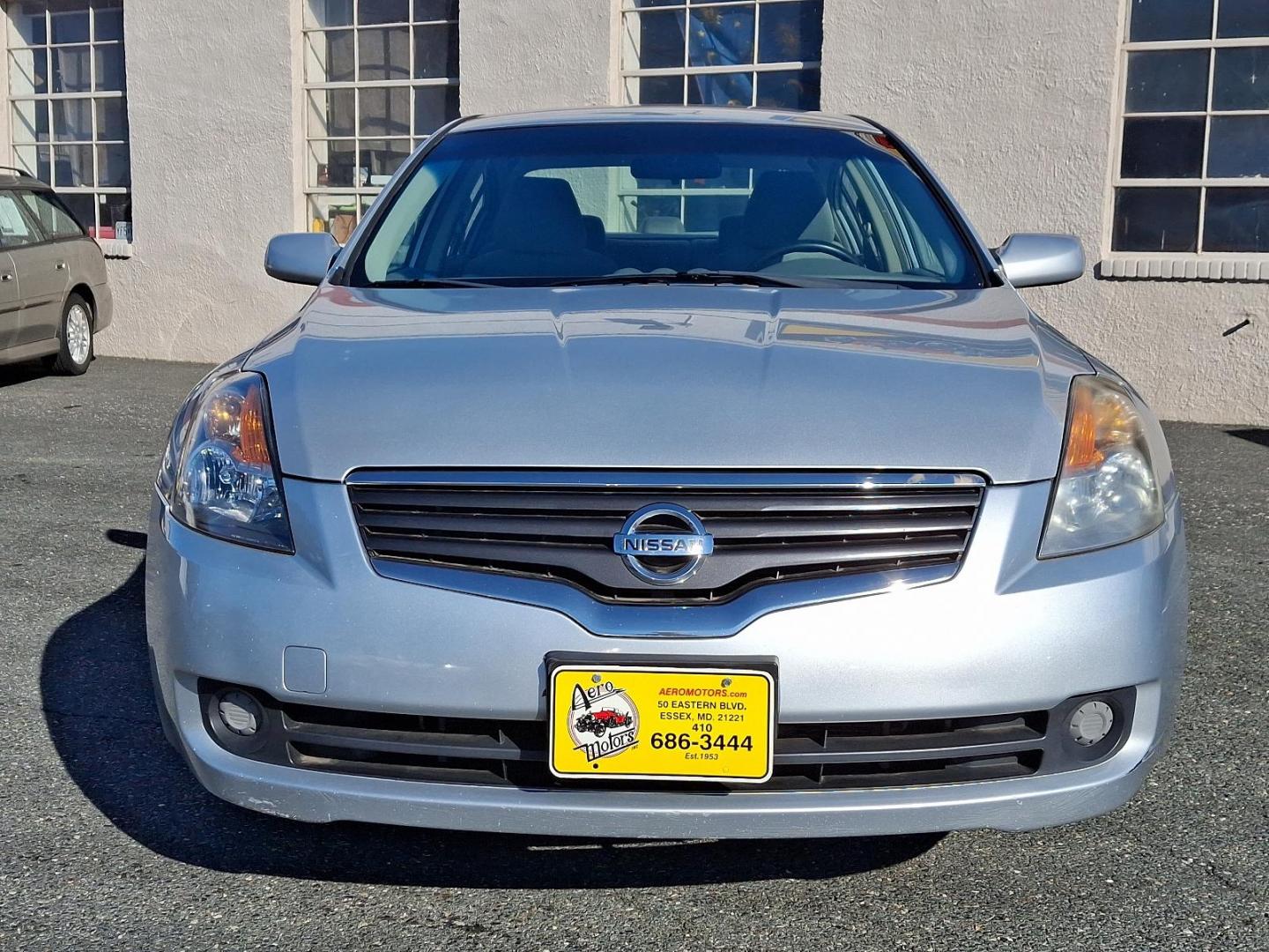 2009 Radiant Silver Metallic - K12 /Frost - K Nissan Altima 2.5 S (1N4AL21E89N) with an 2.5L DOHC 16-valve I4 engine engine, located at 50 Eastern Blvd., Essex, MD, 21221, (410) 686-3444, 39.304367, -76.484947 - Discover the perfect blend of performance and style in this 2009 Nissan Altima 2.5 S 4dr Sedan. Powered by a 2.5L DOHC 16-valve I4 engine, reliability has never looked so good. The Altima's dynamic drive is enhanced by its sleek design and radiant silver metallic exterior. Inside, a frost interior p - Photo#1