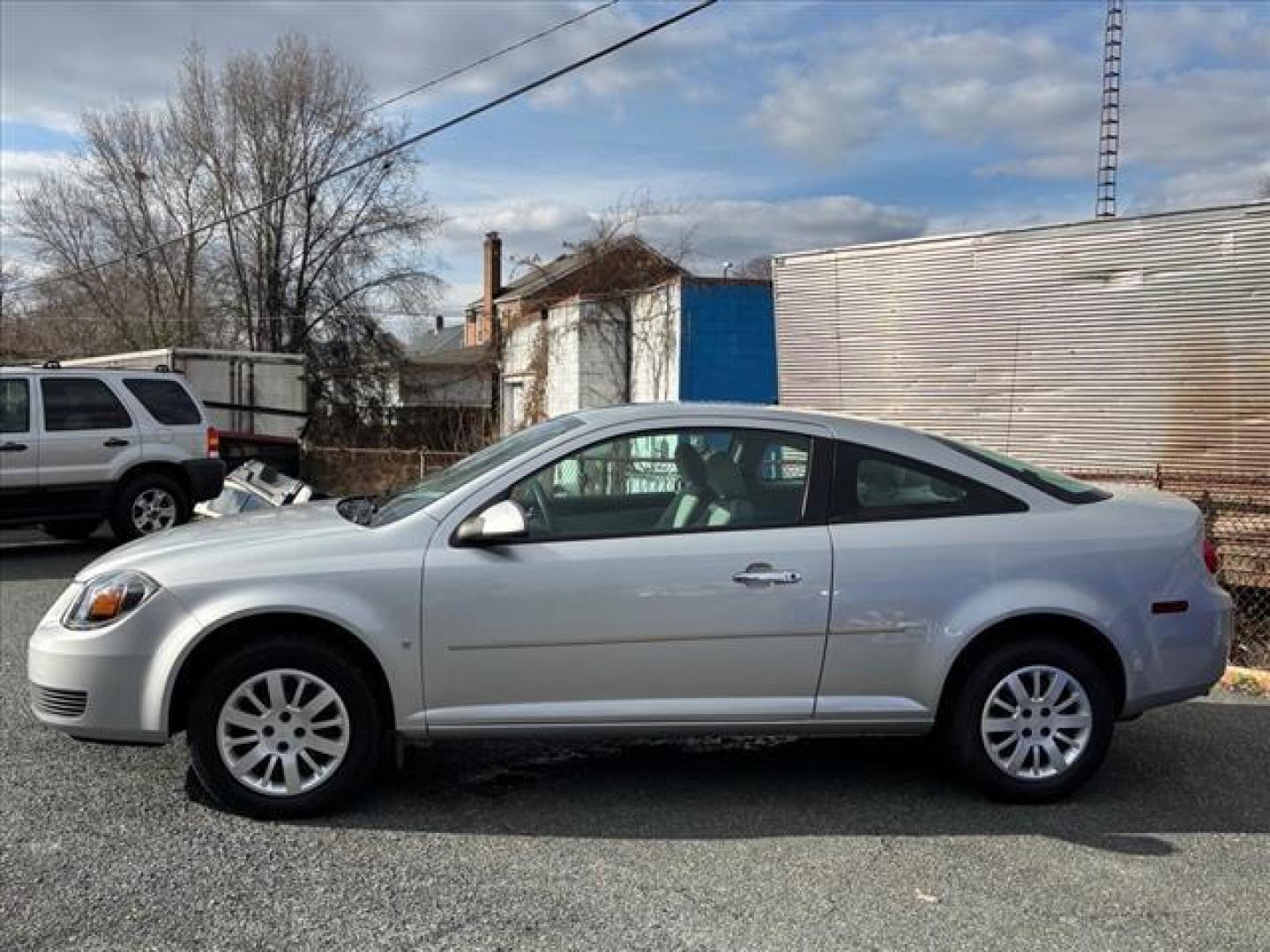 2007 Silver Chevrolet Cobalt LT (1G1AL15F277) with an 2.2L 4 Cylinder Sequential Fuel Injection engine, 4DR transmission, located at 50 Eastern Blvd., Essex, MD, 21221, (410) 686-3444, 39.304367, -76.484947 - Photo#1