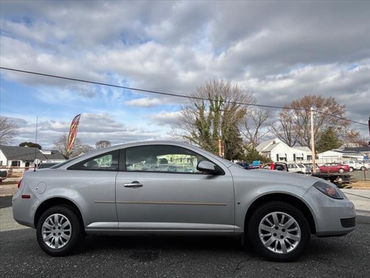 2007 Silver Chevrolet Cobalt LT (1G1AL15F277) with an 2.2L 4 Cylinder Sequential Fuel Injection engine, 4DR transmission, located at 50 Eastern Blvd., Essex, MD, 21221, (410) 686-3444, 39.304367, -76.484947 - Photo#5