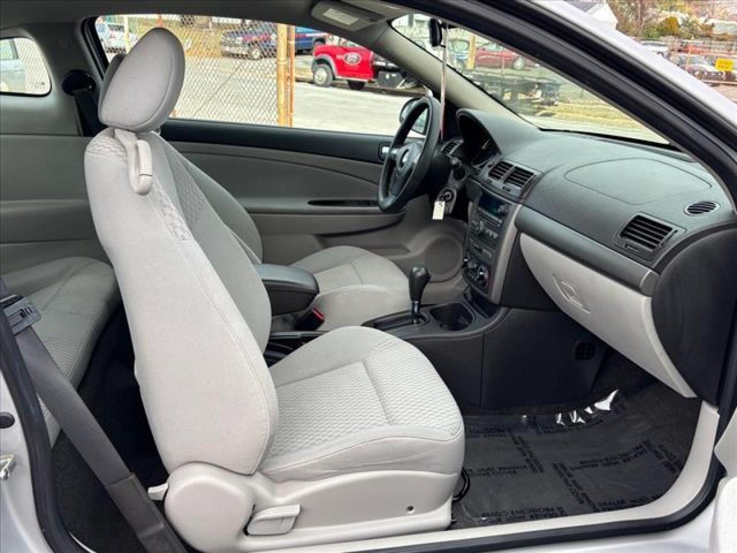 2007 Silver Chevrolet Cobalt LT (1G1AL15F277) with an 2.2L 4 Cylinder Sequential Fuel Injection engine, 4DR transmission, located at 50 Eastern Blvd., Essex, MD, 21221, (410) 686-3444, 39.304367, -76.484947 - Photo#15