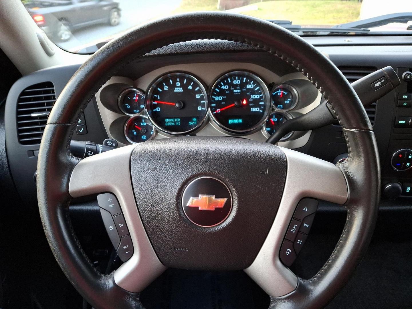 2013 Deep Ruby Metallic - 66U /Ebony - 193 Chevrolet Silverado 1500 LT (1GCRKSE70DZ) with an ENGINE, VORTEC 5.3L VARIABLE VALVE TIMING V8 SFI FLEXFUEL WITH ACTIVE FUEL MANAGEMENT engine, located at 50 Eastern Blvd., Essex, MD, 21221, (410) 686-3444, 39.304367, -76.484947 - Introducing the 2013 Chevrolet Silverado 1500 LT 4WD Extended Cab, a perfect blend of rugged capability and refined comfort. Dressed in a striking Deep Ruby Metallic exterior, this truck boasts an elegant yet aggressive stance that turns heads on and off the road. Step inside to find a spacious ebon - Photo#16