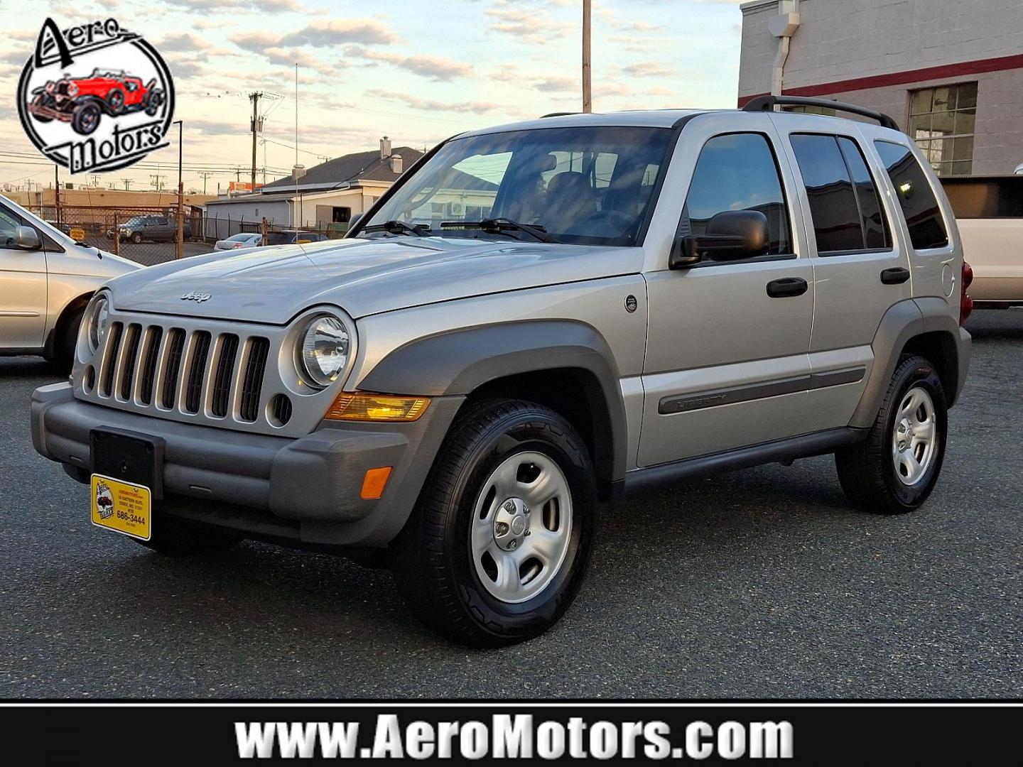 2005 Bright Silver Metallic - PS2 /Med Slate Gray - D5 Jeep Liberty Sport (1J4GL48K95W) with an 3.7L V6 ENGINE engine, located at 50 Eastern Blvd., Essex, MD, 21221, (410) 686-3444, 39.304367, -76.484947 - Introducing the 2005 Jeep Liberty Sport 4dr 4WD, an ideal blend of style and capability. This robust SUV comes in an eye-catching bright silver metallic exterior, perfectly complemented by a comfortable med slate gray interior. Powered by a dependable 3.7L V6 engine, the Liberty delivers both power - Photo#0