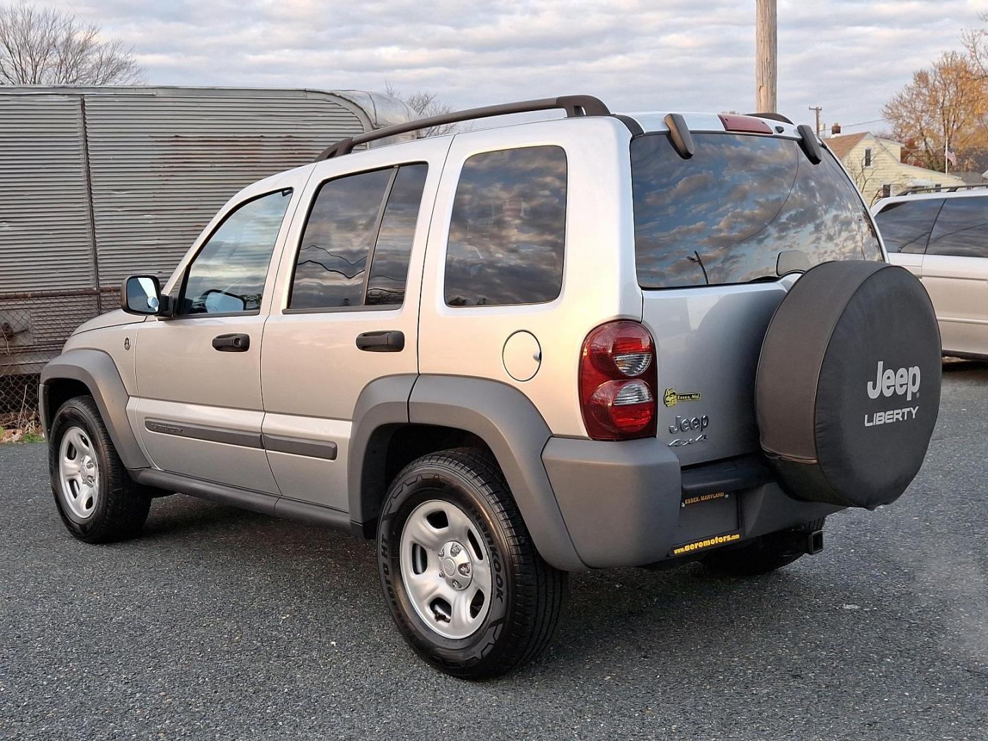 2005 Bright Silver Metallic - PS2 /Med Slate Gray - D5 Jeep Liberty Sport (1J4GL48K95W) with an 3.7L V6 ENGINE engine, located at 50 Eastern Blvd., Essex, MD, 21221, (410) 686-3444, 39.304367, -76.484947 - Introducing the 2005 Jeep Liberty Sport 4dr 4WD, an ideal blend of style and capability. This robust SUV comes in an eye-catching bright silver metallic exterior, perfectly complemented by a comfortable med slate gray interior. Powered by a dependable 3.7L V6 engine, the Liberty delivers both power - Photo#5