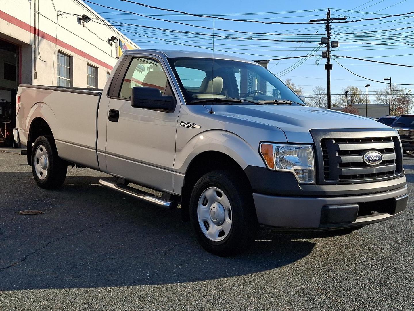 2009 Brilliant Silver Clearcoat Metallic Ford F-150 XL (1FTRF12819K) with an 4.6L 4.6L 3V V8 292hp 320ft. lbs. Sequential-Port F.I. engine, 6-Speed Automatic transmission, located at 50 Eastern Blvd., Essex, MD, 21221, (410) 686-3444, 39.304367, -76.484947 - Photo#22