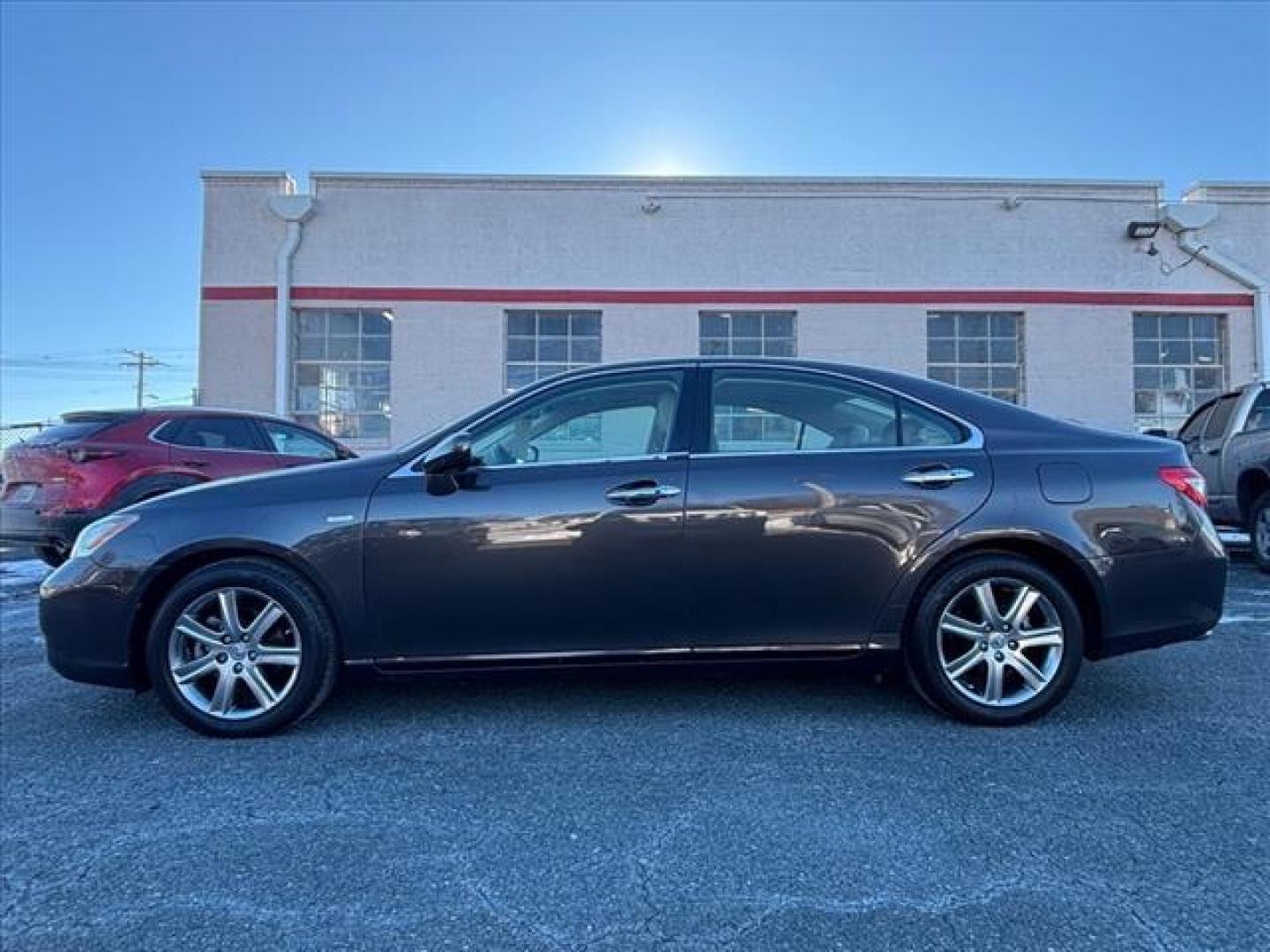 2008 Gray Lexus ES 350 Base (JTHBJ46G882) with an 3.5L 6 Cylinder Fuel Injected engine, CD transmission, located at 50 Eastern Blvd., Essex, MD, 21221, (410) 686-3444, 39.304367, -76.484947 - Photo#1