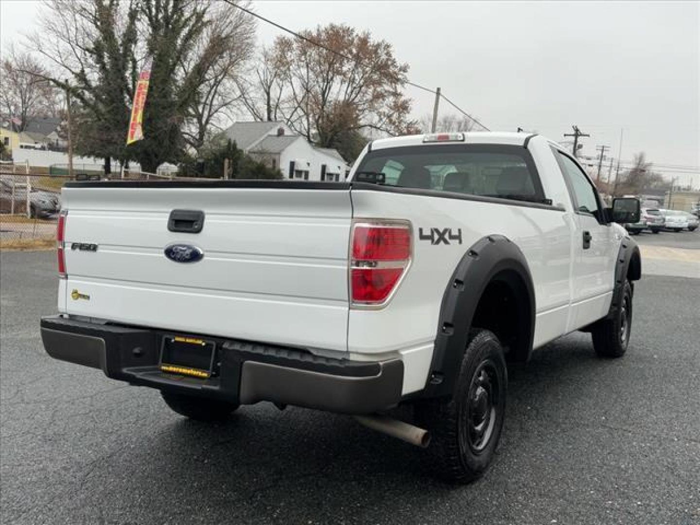 2013 White Ford F-150 XL (1FTMF1EM7DK) with an 3.7L 3.7L Flex Fuel V6 302hp 278ft. lbs. Sequential-Port F.I. engine, 6-Speed Automatic transmission, located at 50 Eastern Blvd., Essex, MD, 21221, (410) 686-3444, 39.304367, -76.484947 - Photo#5