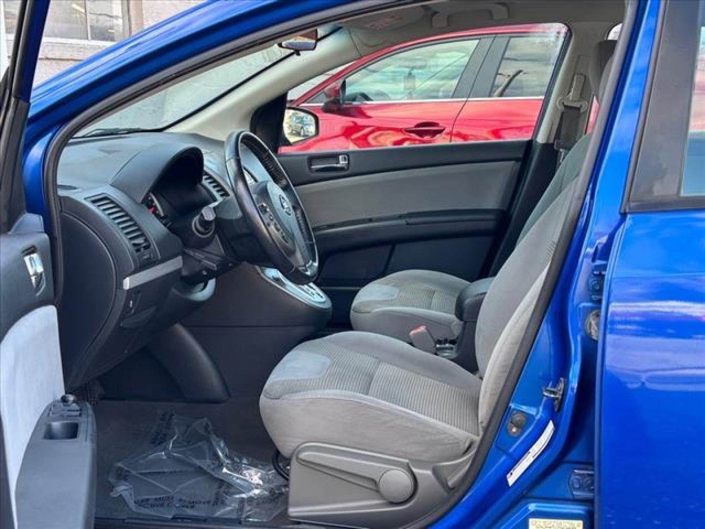 2012 Blue Nissan Sentra SE (3N1AB6AP4CL) with an 2.0L 4 Cylinder Sequential-Port F.I. engine, Automatic transmission, located at 50 Eastern Blvd., Essex, MD, 21221, (410) 686-3444, 39.304367, -76.484947 - Photo#10