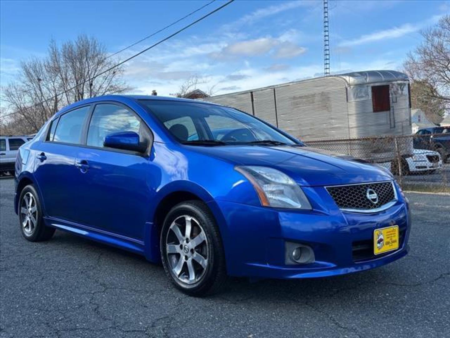 2012 Blue Nissan Sentra SE (3N1AB6AP4CL) with an 2.0L 4 Cylinder Sequential-Port F.I. engine, Automatic transmission, located at 50 Eastern Blvd., Essex, MD, 21221, (410) 686-3444, 39.304367, -76.484947 - Photo#6