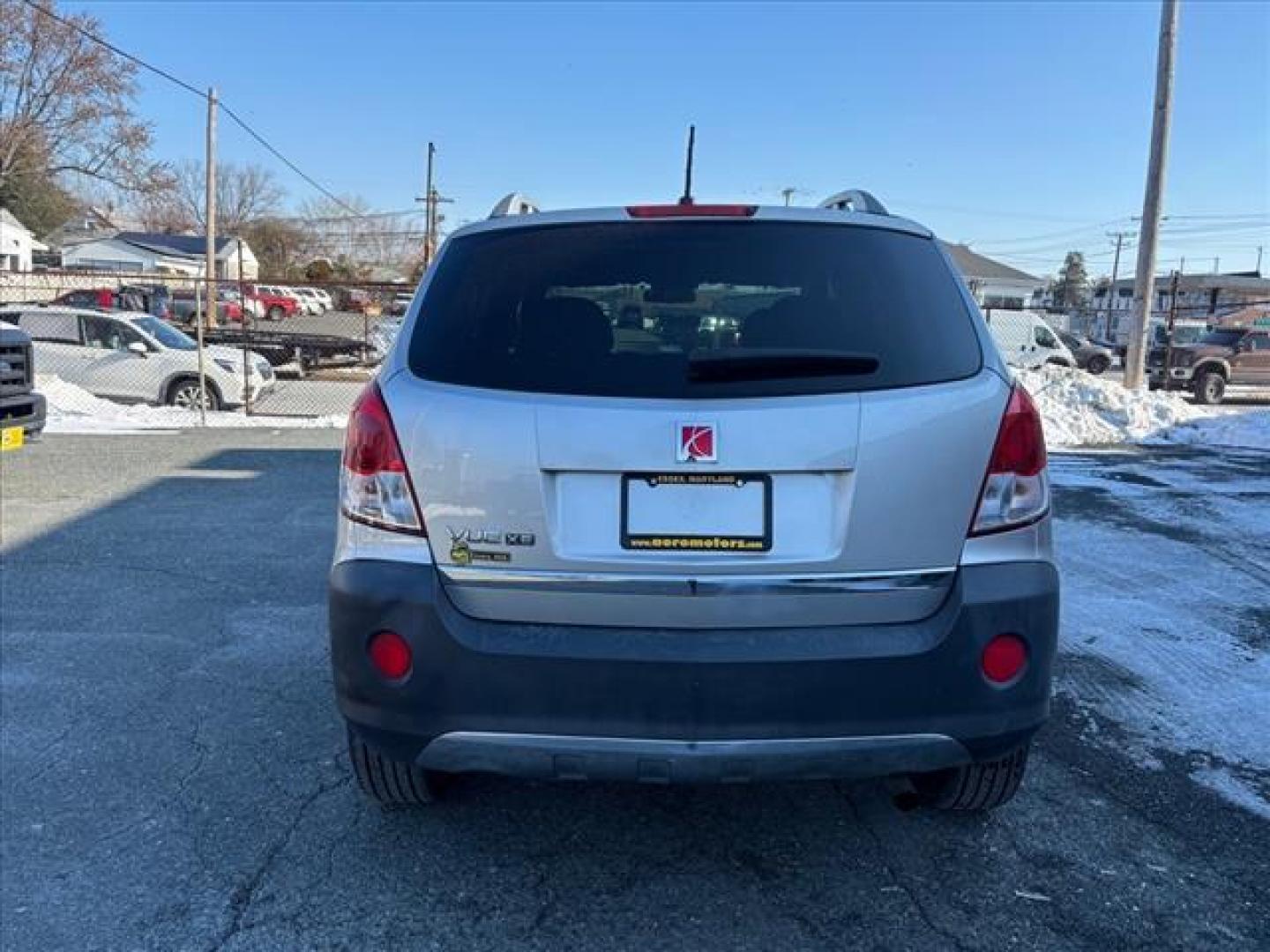 2008 Silver Saturn Vue XE (3GSCL33P48S) with an 2.4L 4 Cylinder Sequential Fuel Injection engine, Automatic transmission, located at 50 Eastern Blvd., Essex, MD, 21221, (410) 686-3444, 39.304367, -76.484947 - Photo#3