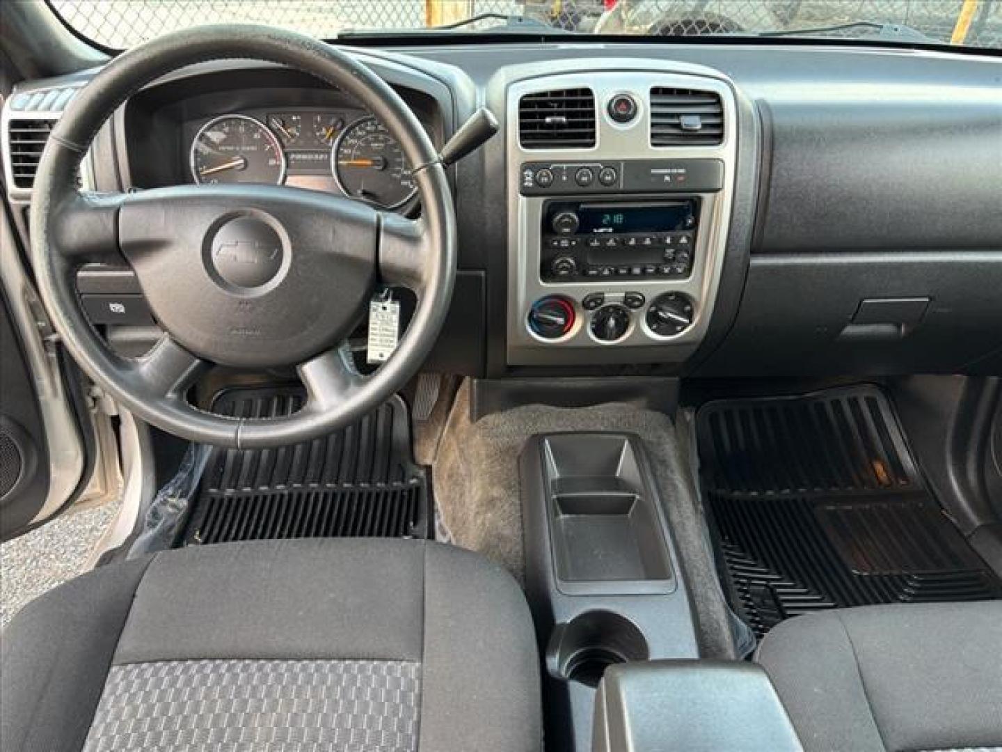 2007 Silver Chevrolet Colorado (1GCDT19E078) with an 3.7L 5 Cylinder Fuel Injected engine, Automatic transmission, located at 50 Eastern Blvd., Essex, MD, 21221, (410) 686-3444, 39.304367, -76.484947 - Photo#14