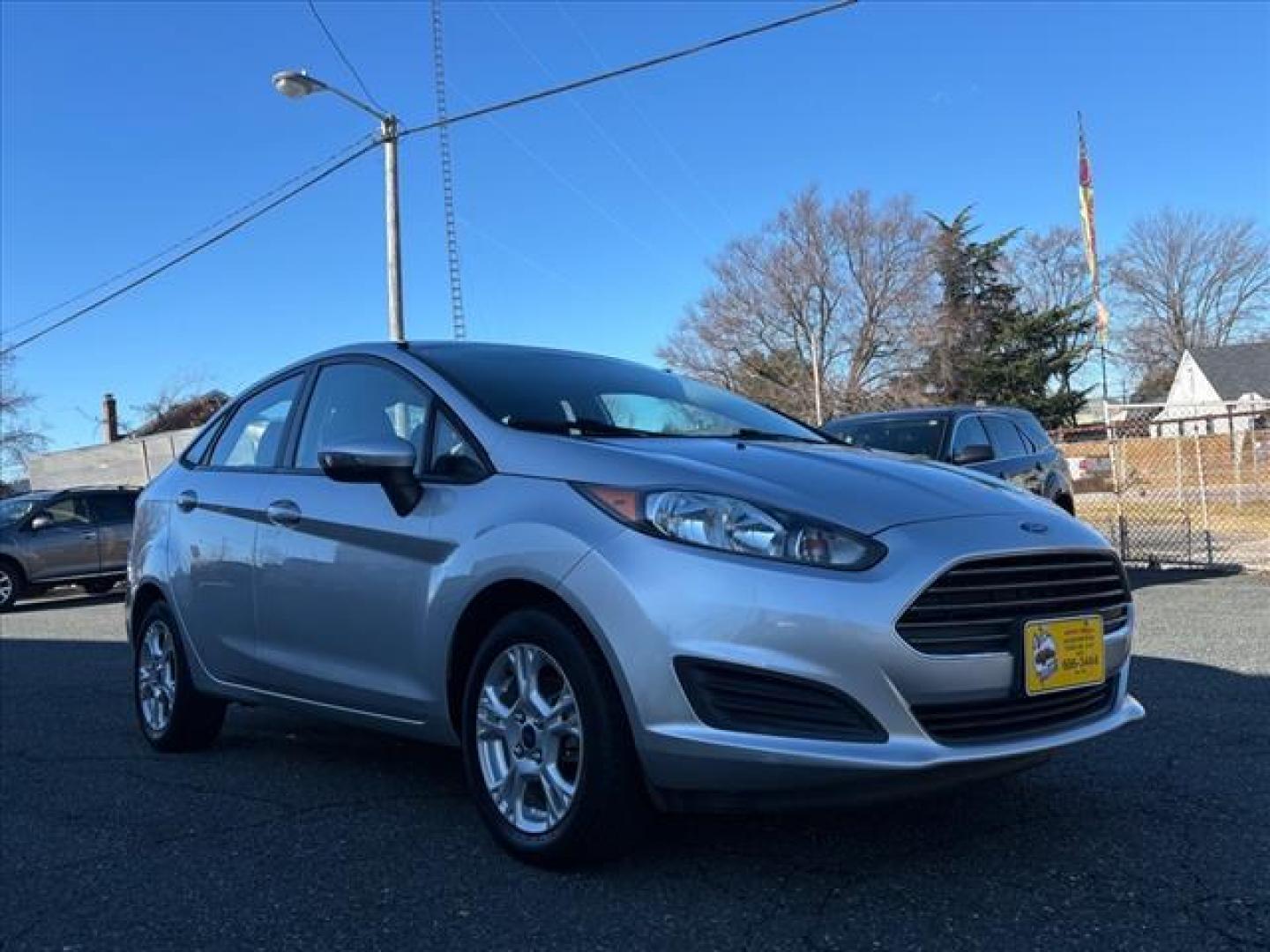 2014 Silver Ford Fiesta SE (3FADP4BJ4EM) with an 1.6L 4 Cylinder Sequential-Port F.I. engine, Automatic transmission, located at 50 Eastern Blvd., Essex, MD, 21221, (410) 686-3444, 39.304367, -76.484947 - Photo#5