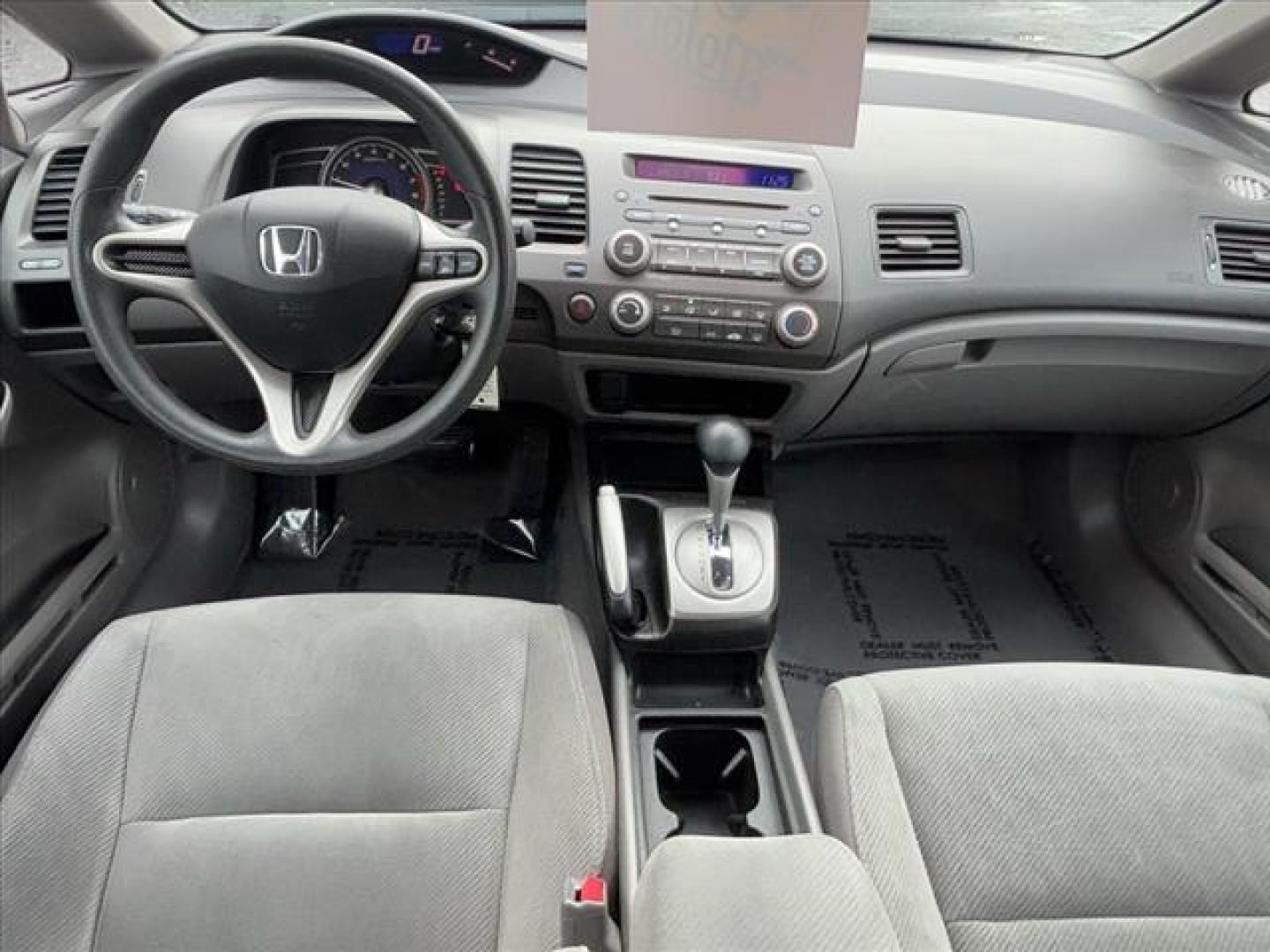 2009 Black Honda Civic LX (2HGFA16539H) with an 1.8L 4 Cylinder Fuel Injected engine, Automatic transmission, located at 50 Eastern Blvd., Essex, MD, 21221, (410) 686-3444, 39.304367, -76.484947 - Photo#13