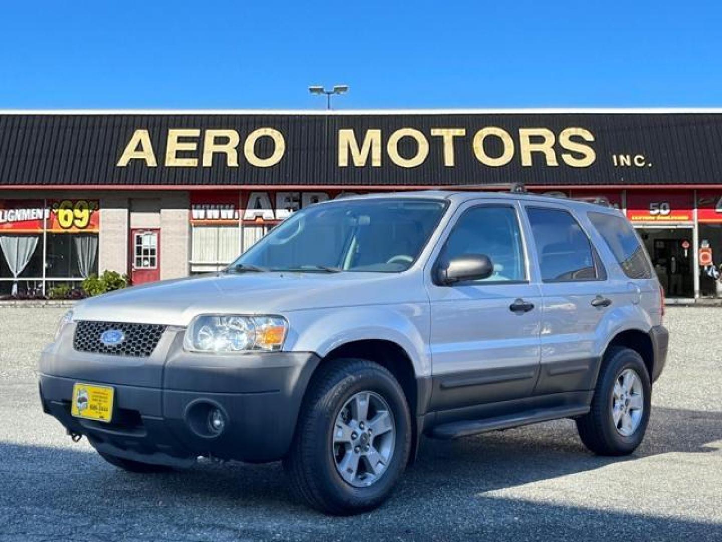 2005 Gray Ford Escape XLT (1FMYU93155K) with an 3.0L 6 Cylinder Fuel Injected engine, Automatic transmission, located at 50 Eastern Blvd., Essex, MD, 21221, (410) 686-3444, 39.304367, -76.484947 - Photo#0