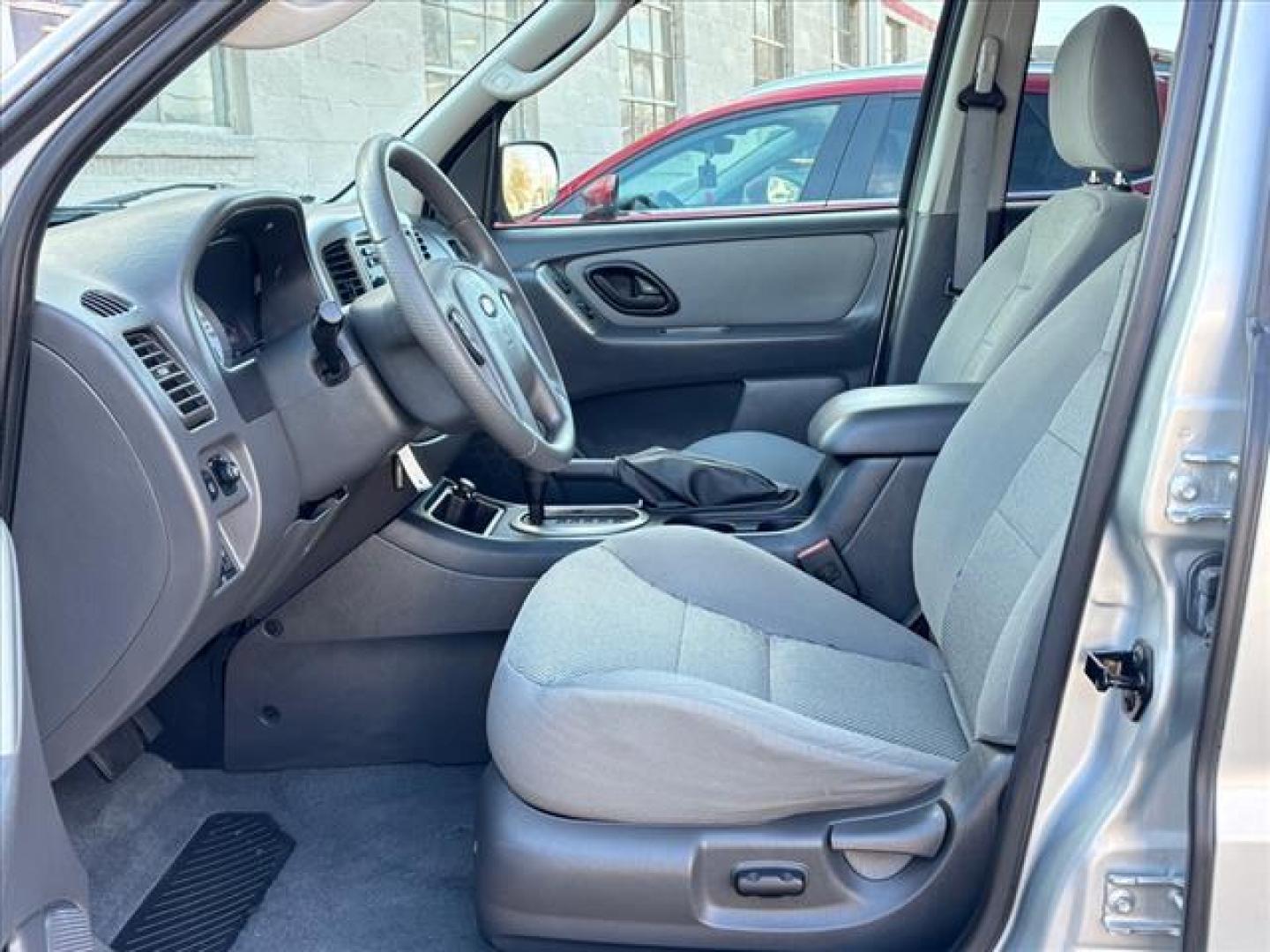 2005 Gray Ford Escape XLT (1FMYU93155K) with an 3.0L 6 Cylinder Fuel Injected engine, Automatic transmission, located at 50 Eastern Blvd., Essex, MD, 21221, (410) 686-3444, 39.304367, -76.484947 - Photo#12