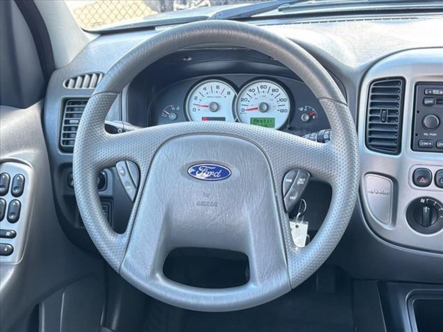 2005 Gray Ford Escape XLT (1FMYU93155K) with an 3.0L 6 Cylinder Fuel Injected engine, Automatic transmission, located at 50 Eastern Blvd., Essex, MD, 21221, (410) 686-3444, 39.304367, -76.484947 - Photo#14