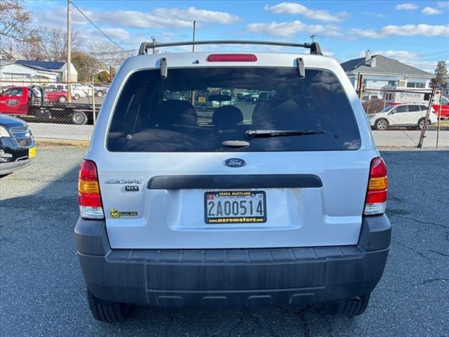 2005 Gray Ford Escape XLT (1FMYU93155K) with an 3.0L 6 Cylinder Fuel Injected engine, Automatic transmission, located at 50 Eastern Blvd., Essex, MD, 21221, (410) 686-3444, 39.304367, -76.484947 - Photo#3