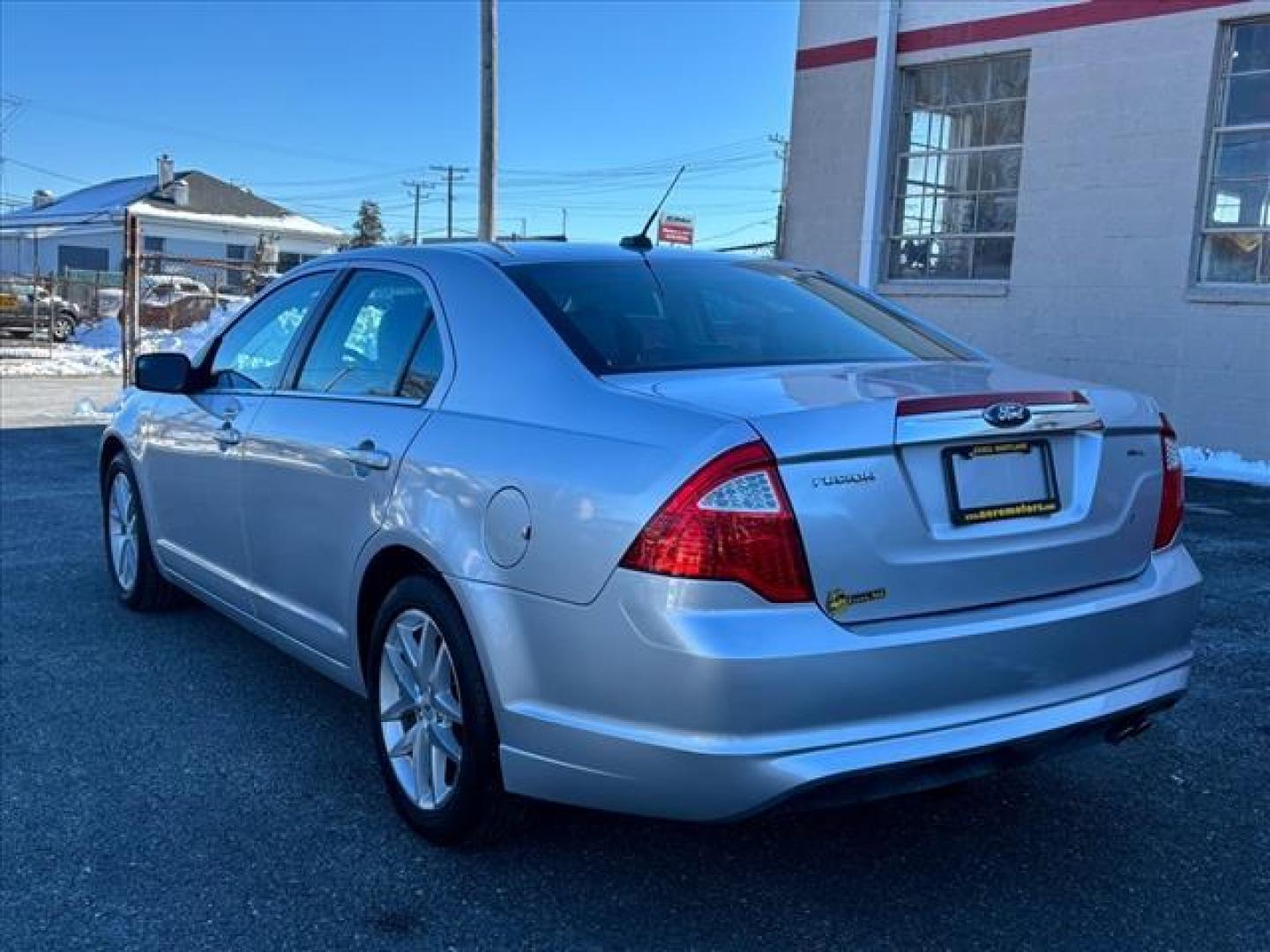 2012 Ingot Silver Metallic Ford Fusion SEL (3FAHP0JA8CR) with an 2.5L 4 Cylinder Sequential-Port F.I. engine, Automatic transmission, located at 50 Eastern Blvd., Essex, MD, 21221, (410) 686-3444, 39.304367, -76.484947 - Photo#2