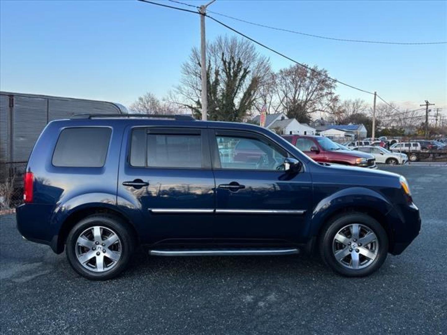 2013 Blue Honda Pilot Touring (5FNYF4H99DB) with an 3.5L 6 Cylinder Sequential-Port F.I. engine, AWD transmission, located at 50 Eastern Blvd., Essex, MD, 21221, (410) 686-3444, 39.304367, -76.484947 - Photo#6