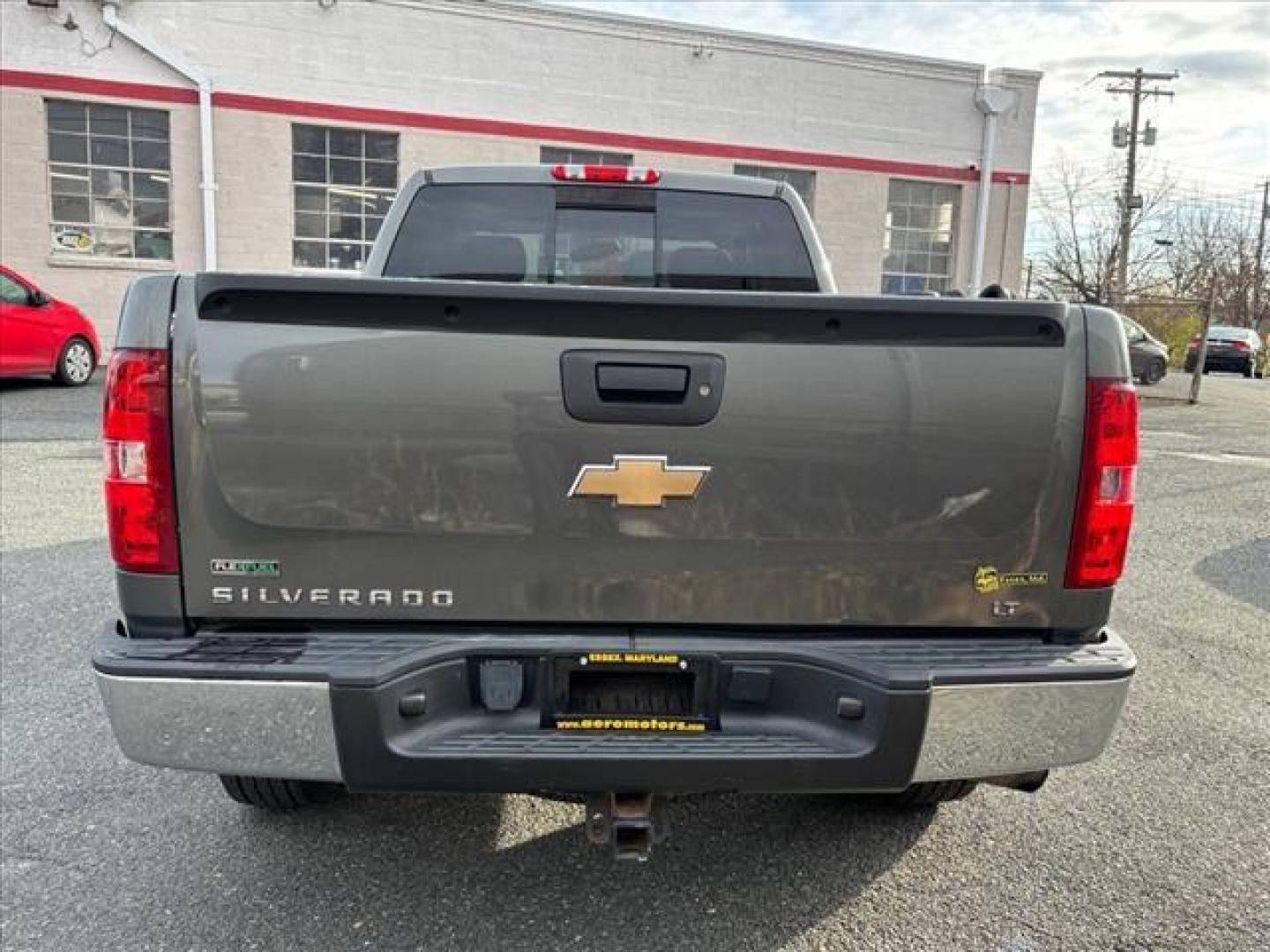 2011 Gray Chevrolet Silverado 1500 LT (1GCRKSE33BZ) with an 5.3L 8 Cylinder Sequential-Port F.I. engine, Automatic transmission, located at 50 Eastern Blvd., Essex, MD, 21221, (410) 686-3444, 39.304367, -76.484947 - Photo#3