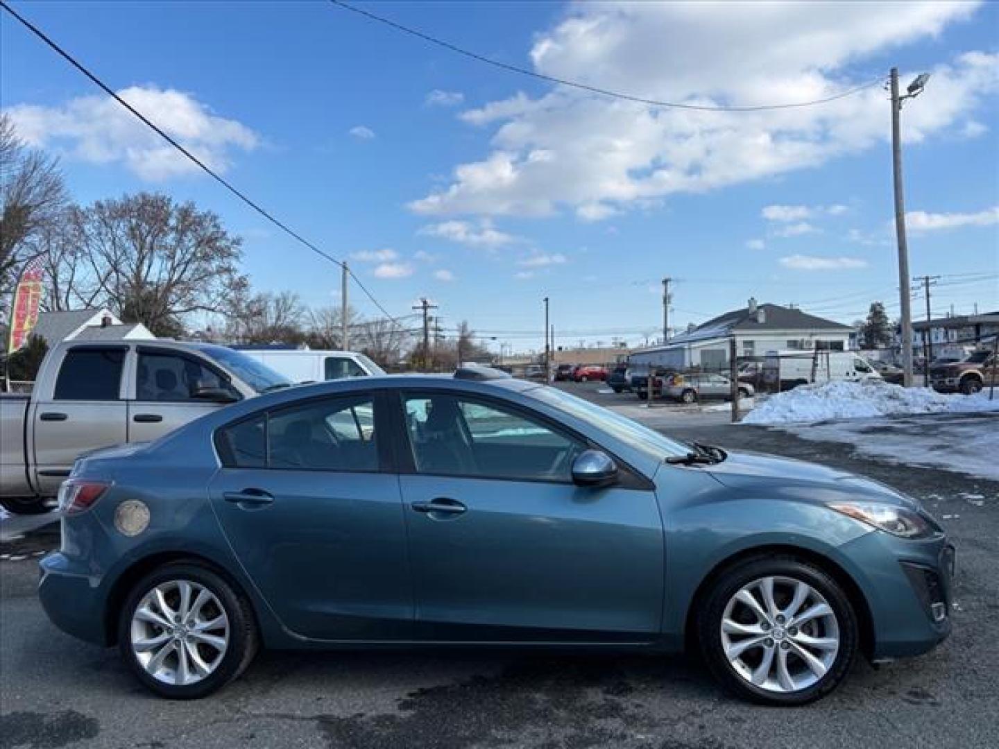 2011 Gunmetal Blue Mazda Mazda3 s Sport (JM1BL1U53B1) with an 2.5L 2.5L I4 167hp 168ft. lbs. Sequential-Port F.I. engine, 5-Speed Automatic with Sportshift Manual 5A transmission, located at 50 Eastern Blvd., Essex, MD, 21221, (410) 686-3444, 39.304367, -76.484947 - Photo#4